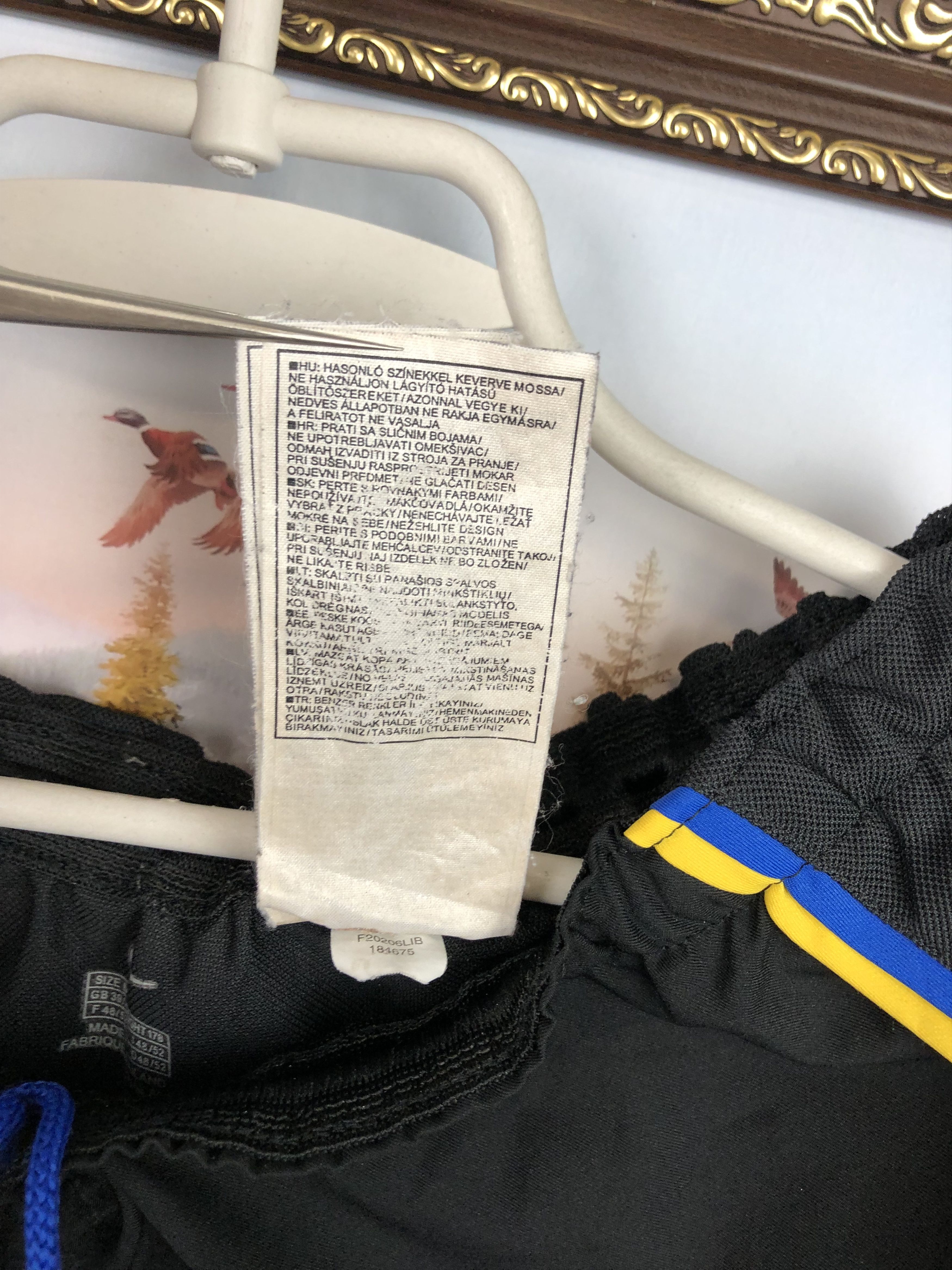 Nike Vintage Nike Inter Milan Football Shorts Soccer M Rare Size US 32 / EU 48 - 8 Thumbnail