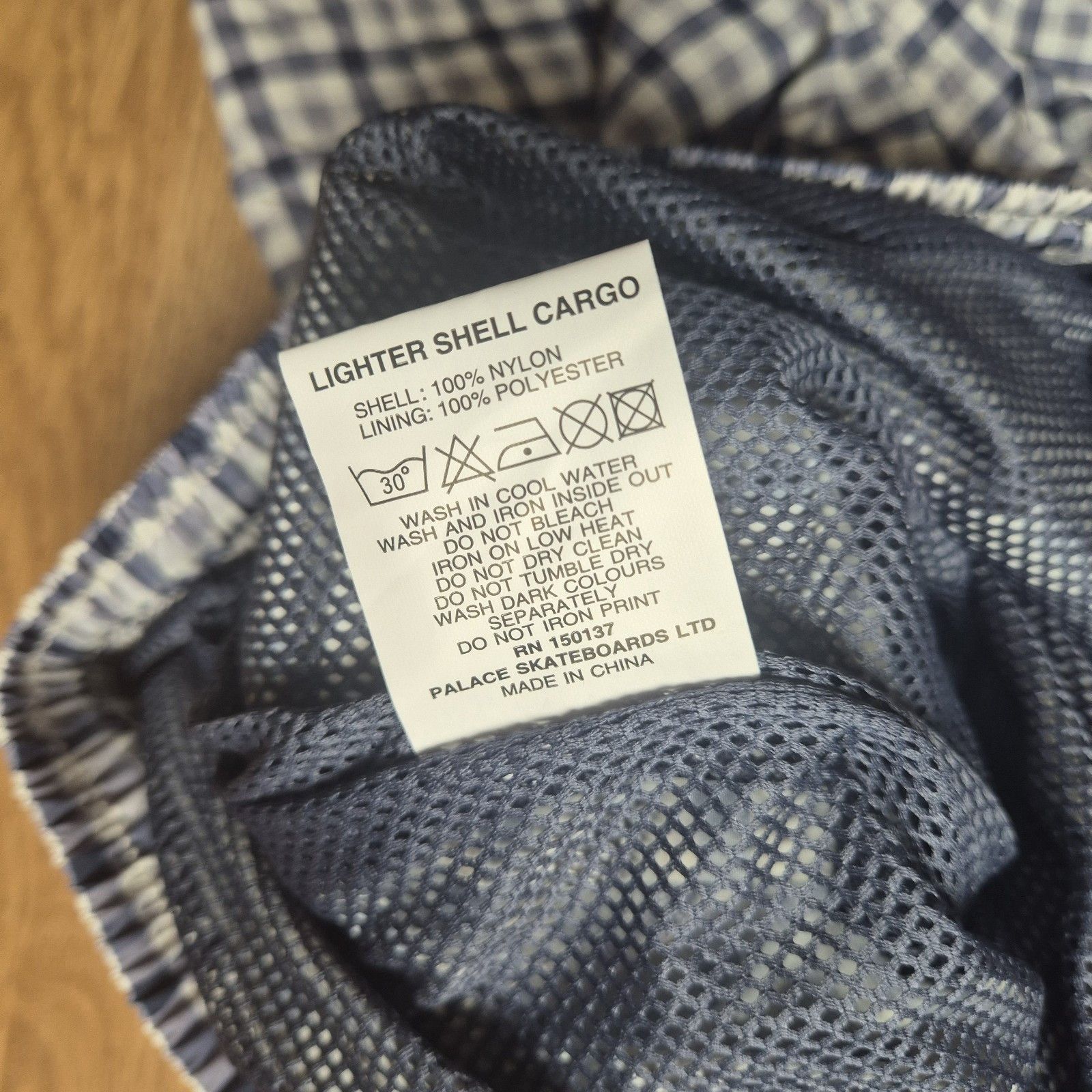 Palace Palace Lighter Shell Cargo Blue Check Large Brand New SS24 Size US 34 / EU 50 - 8 Thumbnail