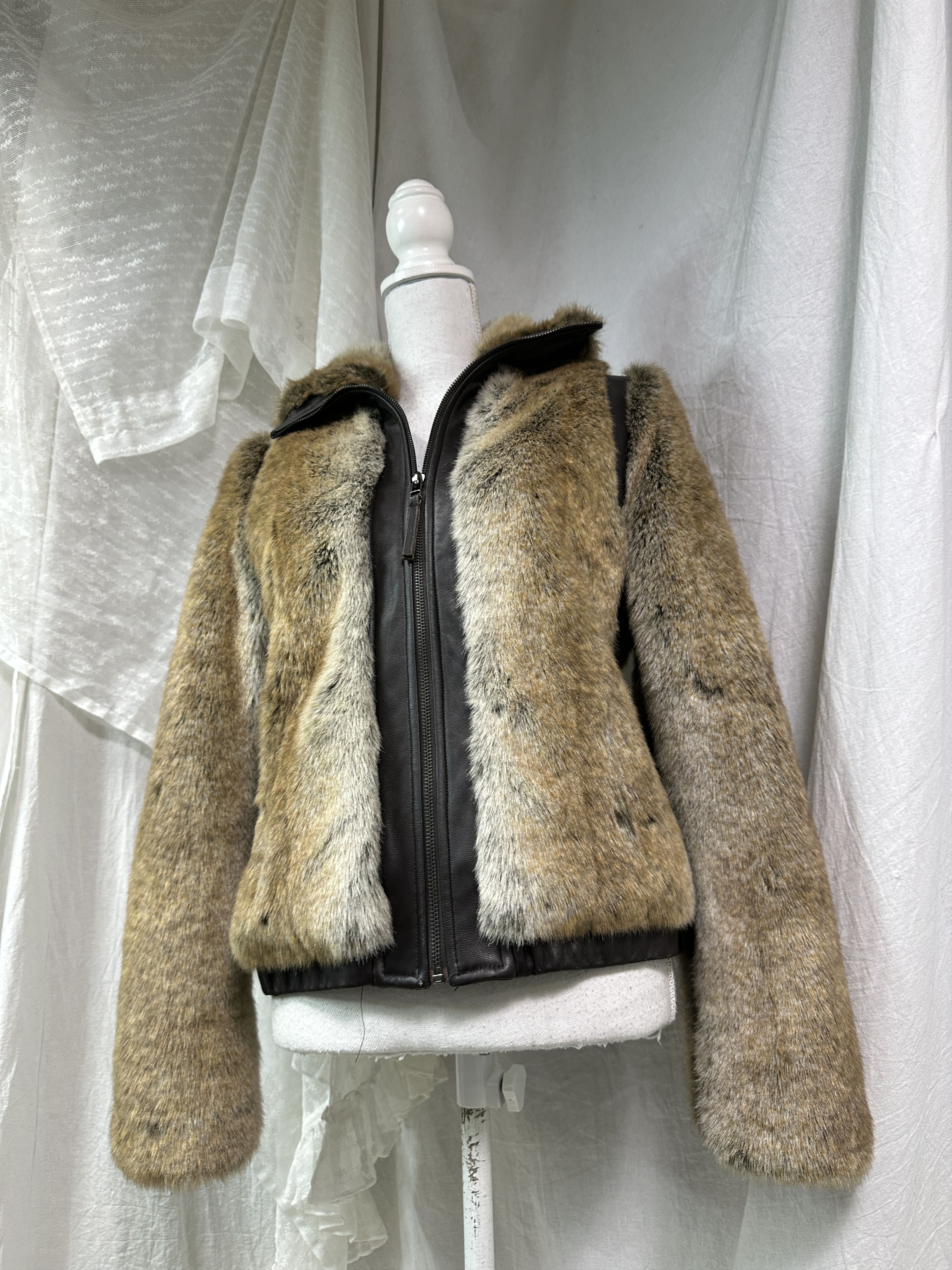 Vintage Vintage Leather Faux Fur Fitted Big Collar Jacket Y2K Size M / US 6-8 / IT 42-44 - 1 Thumbnail