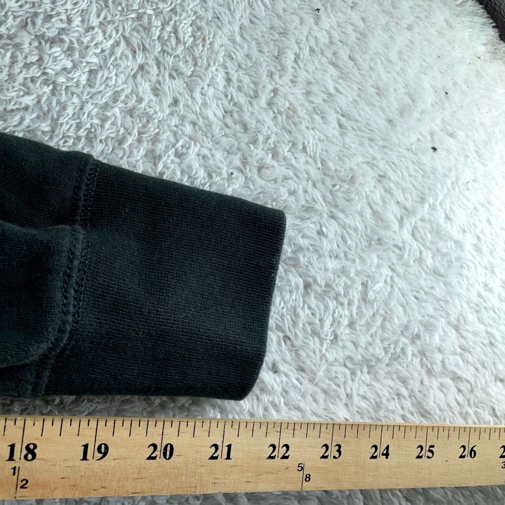 American Eagle Outfitters American Eagle Hoodie Mens S Black Pullover AE Logo Sleeve Sweatshirt Size US S / EU 44-46 / 1 - 6 Thumbnail