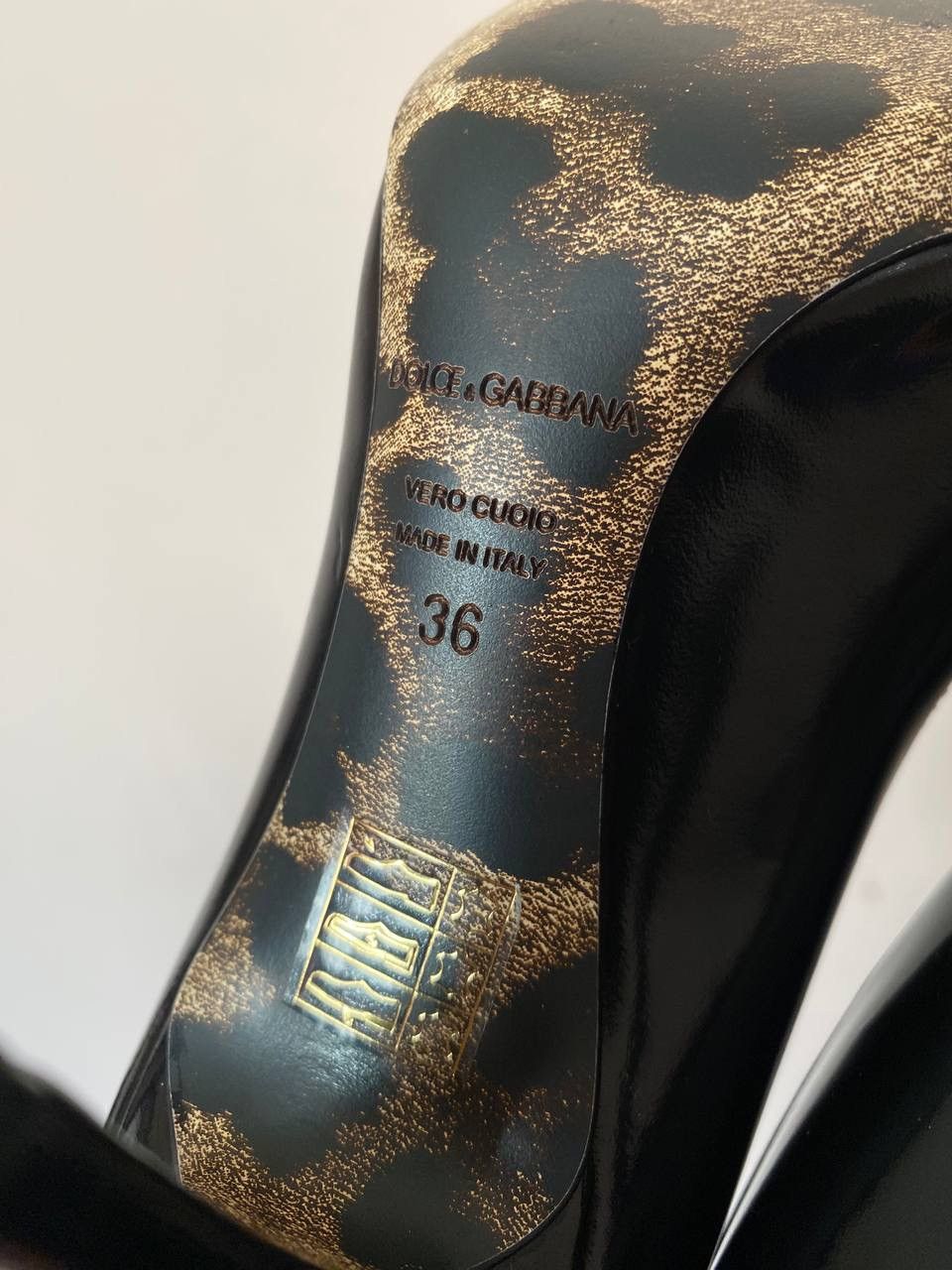 Dolce & Gabbana Dolce & Gabbana Patent leather heels Size US 6 / IT 36 - 16 Thumbnail