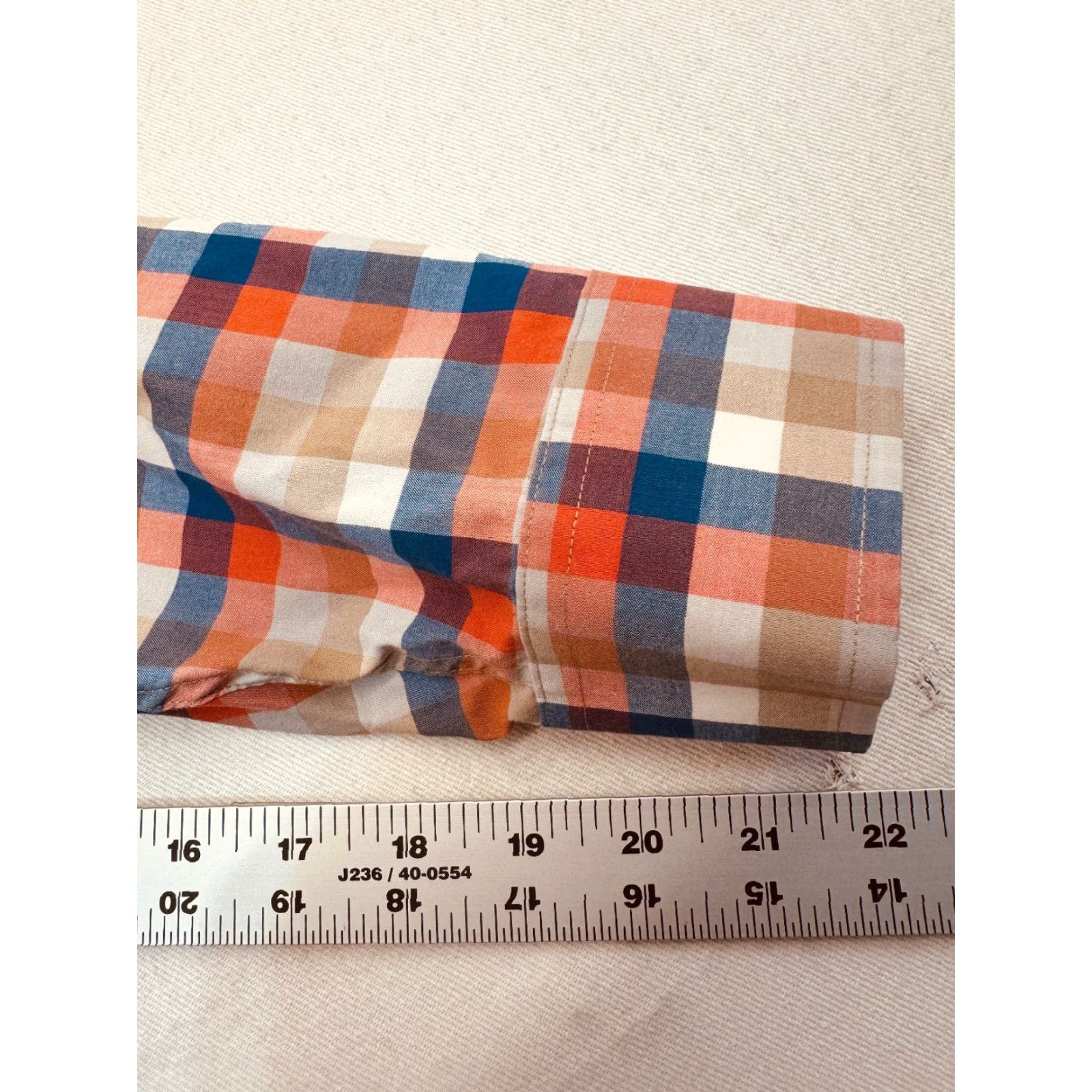 Jos. A. Bank VINTAGE JOS A. BANK Long Sleeve Button Up Mens XL Checked Shirt Travelers Collection 2826 Size US XL / EU 56 / 4 - 8 Thumbnail