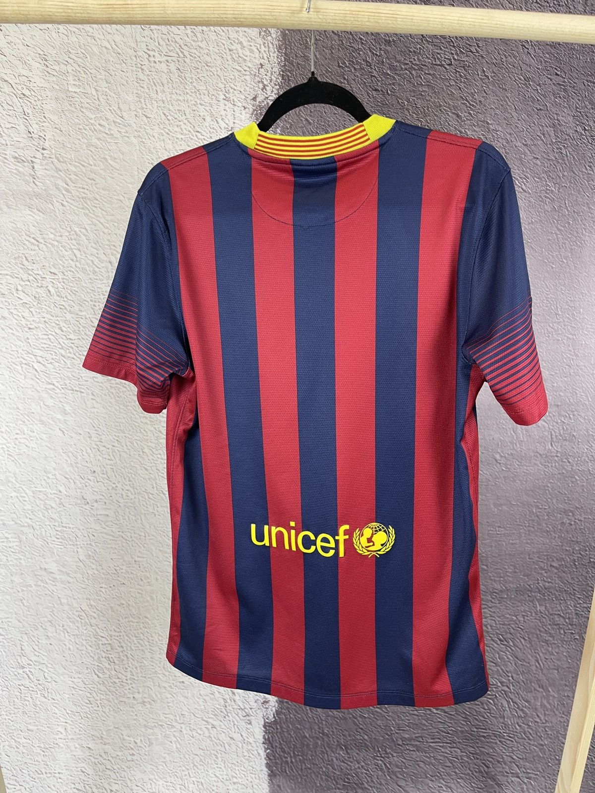 Nike Nike BARCELONA 2013 2014 Home Football Shirt Soccer Jersey Size US S / EU 44-46 / 1 - 10 Thumbnail