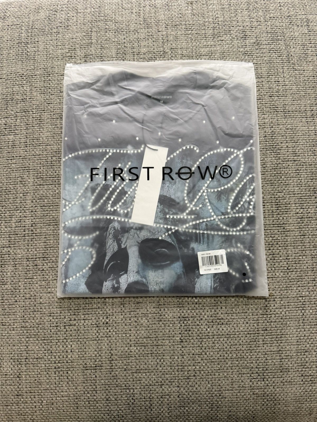 Other graphic t-shirt gem Size US M / EU 48-50 / 2 - 3 Thumbnail