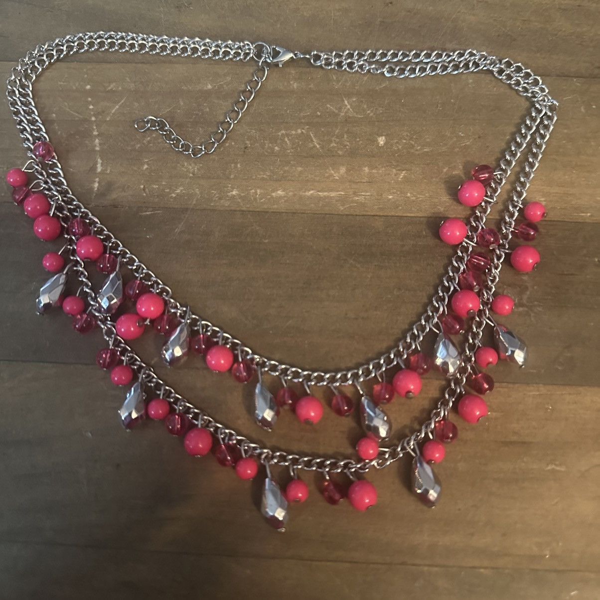 Other Silver tone layered pink dangle beads necklace Size ONE SIZE - 2 Thumbnail