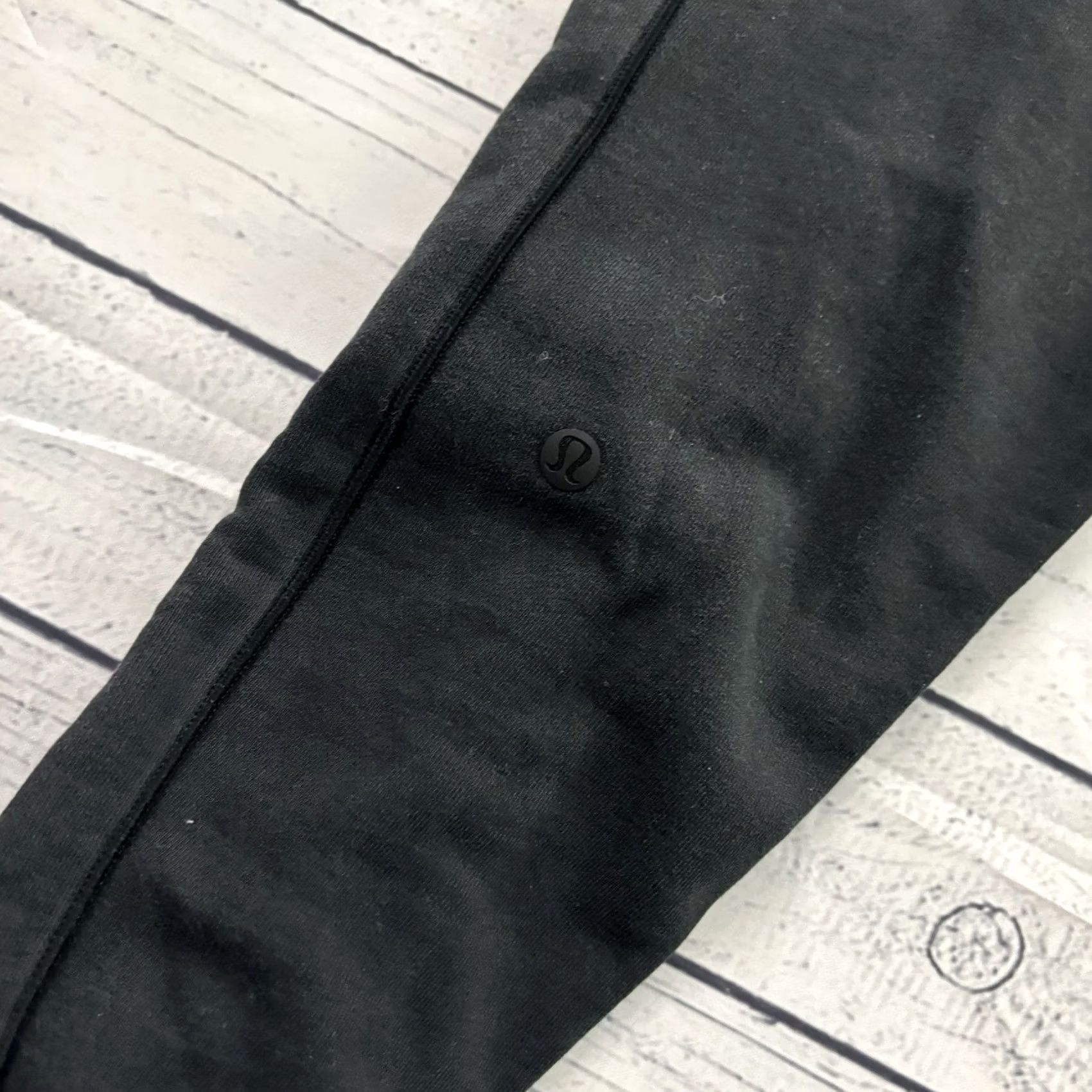 Lululemon Lululemon Scuba Jogger Pants Women's 6 Black Pants Women 6 Black Jogger Loungewear Size 28" / US 6 / IT 42 - 4 Thumbnail