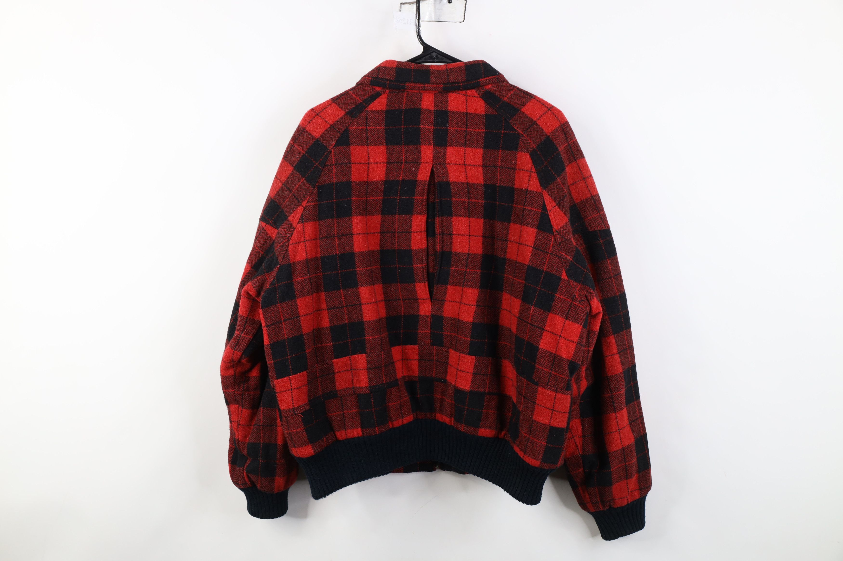 Vintage Vintage 70s Streetwear Quilted Buckle Collar Bomber Jacket Size US L / EU 52-54 / 3 - 13 Thumbnail