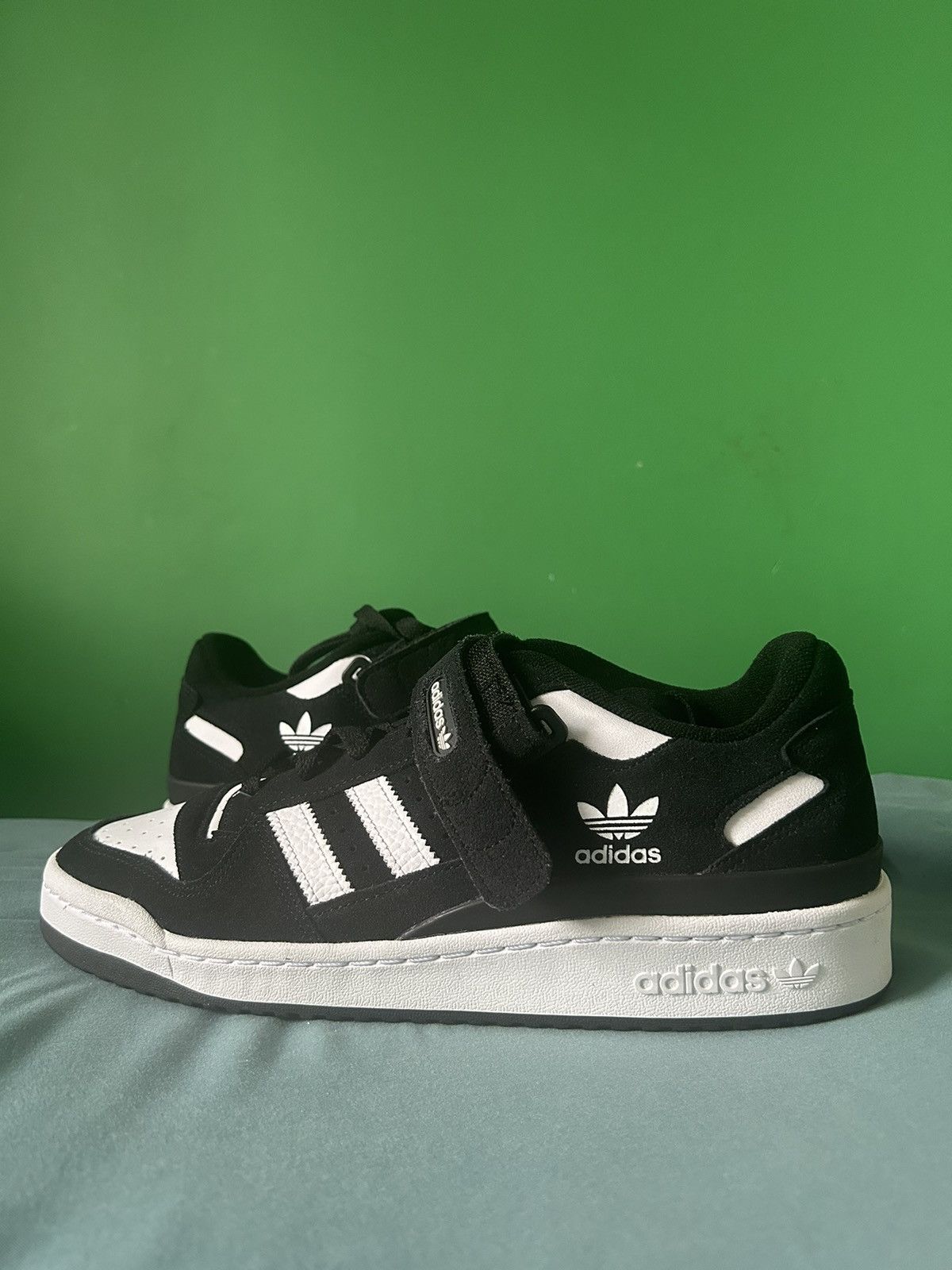 Adidas Adidas Forum Low Panda 2022 Size US 10 / EU 43 - 1 Thumbnail