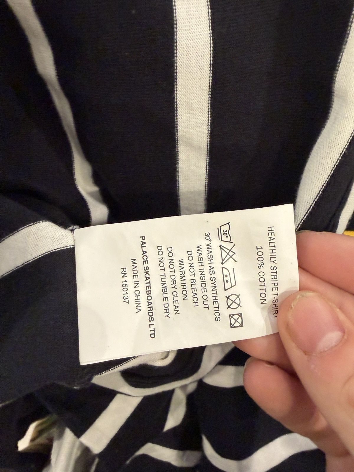 Palace Palace Logo Striped T-Shirt Black Size US L / EU 52-54 / 3 - 4 Thumbnail