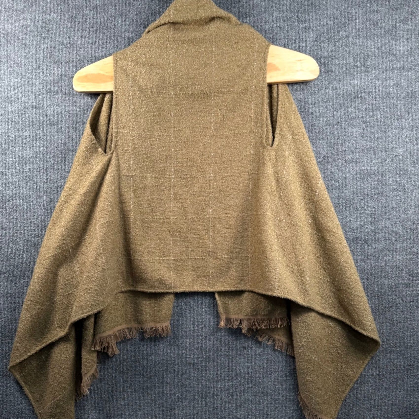 Express Express Wrap Vest Womens One Size Tan Windowpane Fringe Sleeveless Bohemian NWT Size ONE SIZE - 2 Thumbnail
