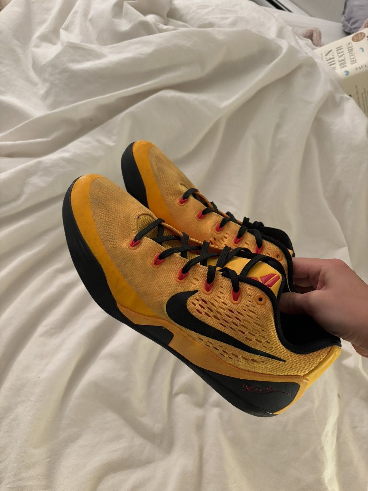 Nike Nike Kobe 9 EM Low Bruce Lee Size US 10.5 / EU 43-44 - 2 Thumbnail
