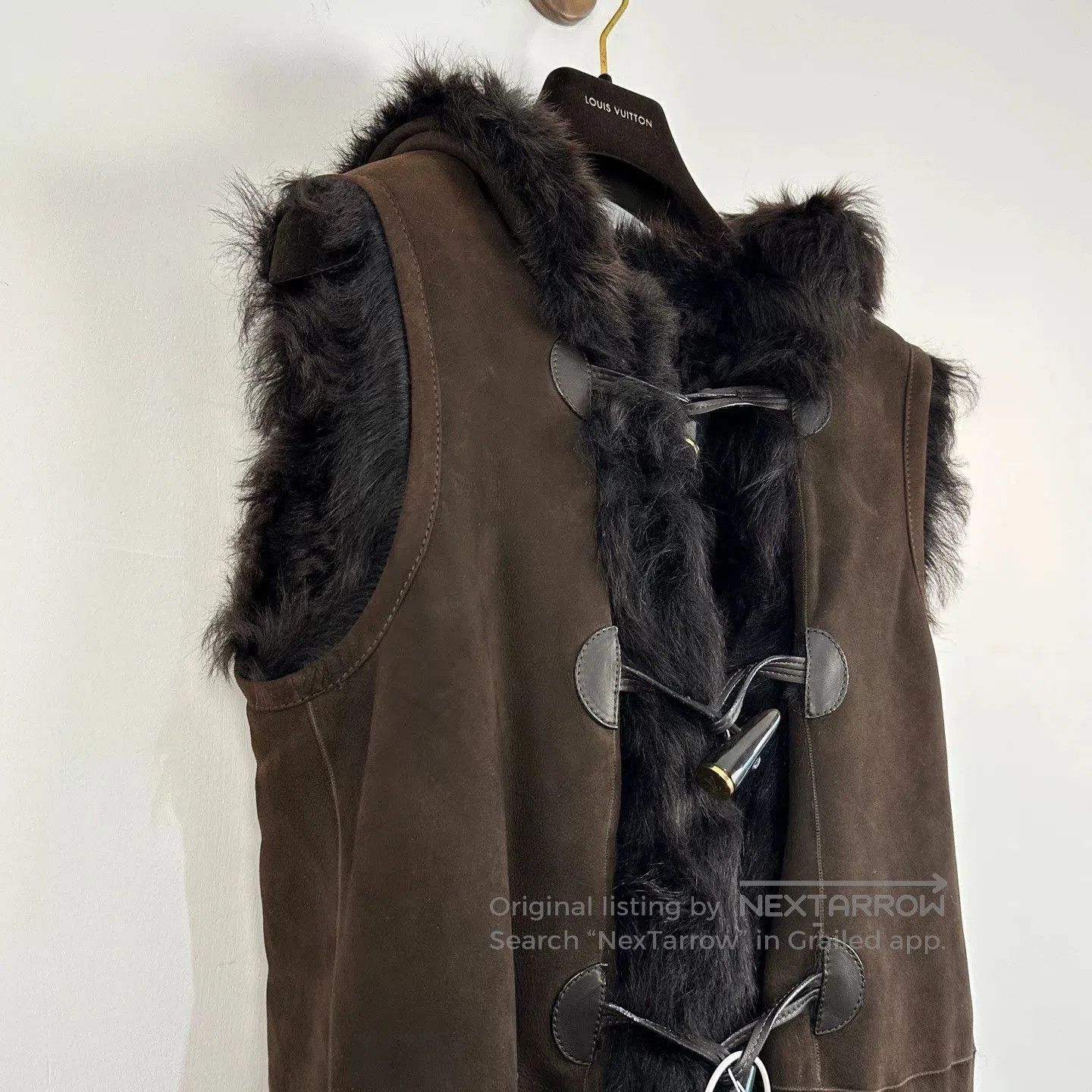 Louis Vuitton Louis Vuitton Reversible Fur Hooded Vest. Size S / US 4 / IT 40 - 7 Thumbnail