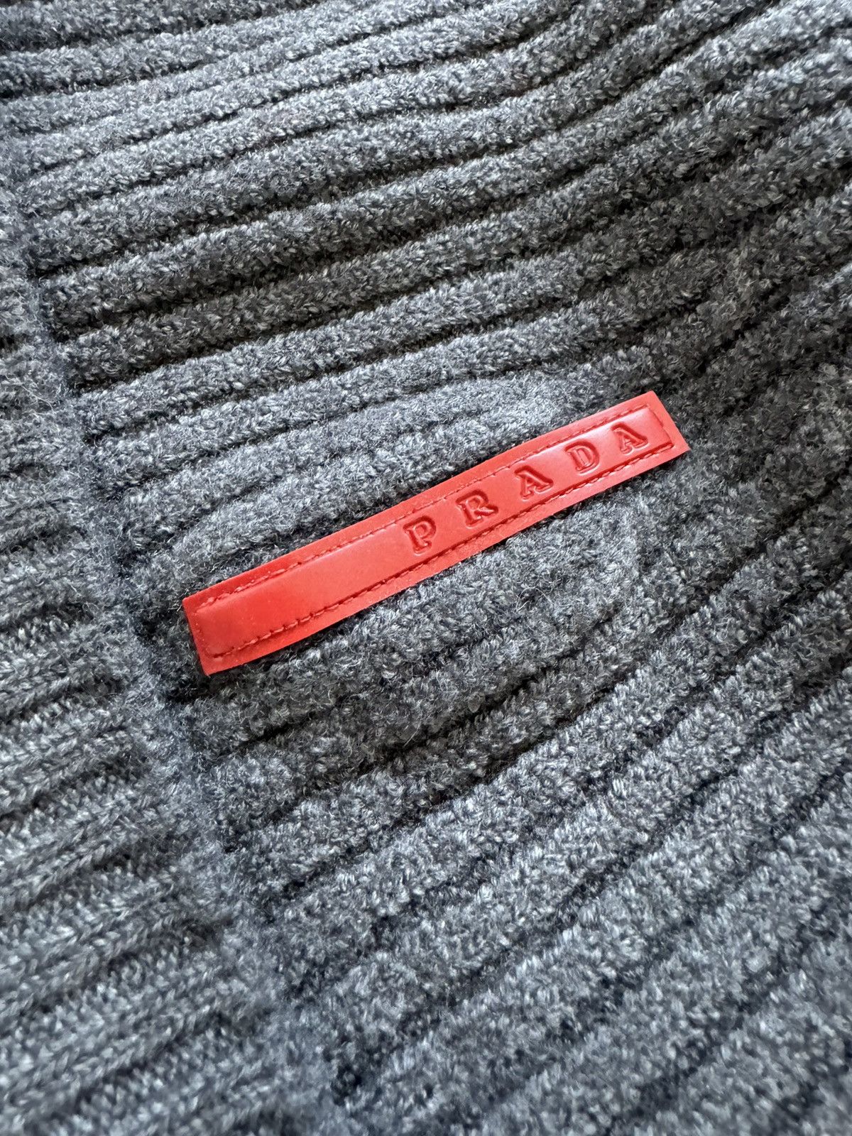 Prada Prada Wool Beanie with Red Logo Tab Size ONE SIZE - 5 Thumbnail