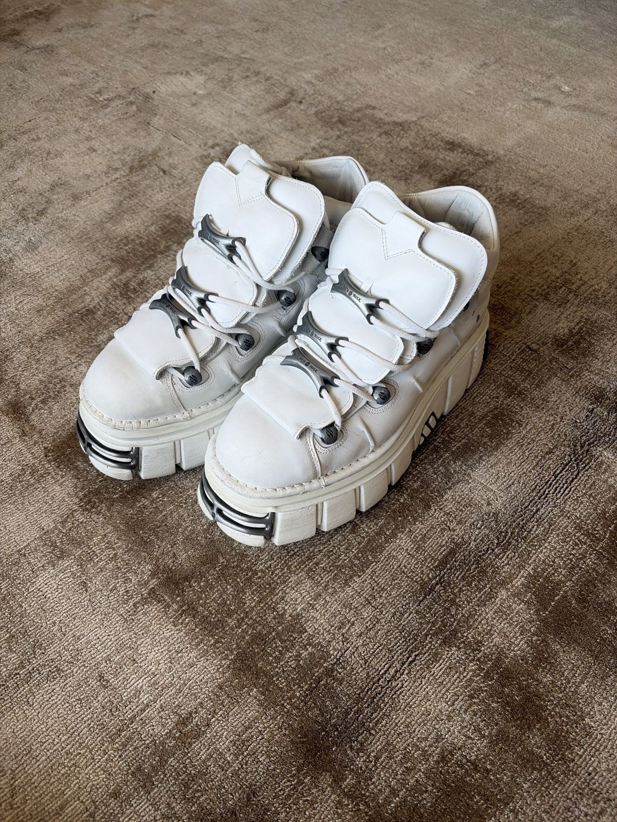 New Rock × Streetwear Vintage New Rock Sneakers Shoes Opium Y2K