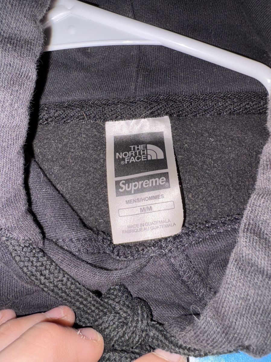 Supreme × The North Face Supreme/TNF Size US S / EU 44-46 / 1 - 3 Thumbnail