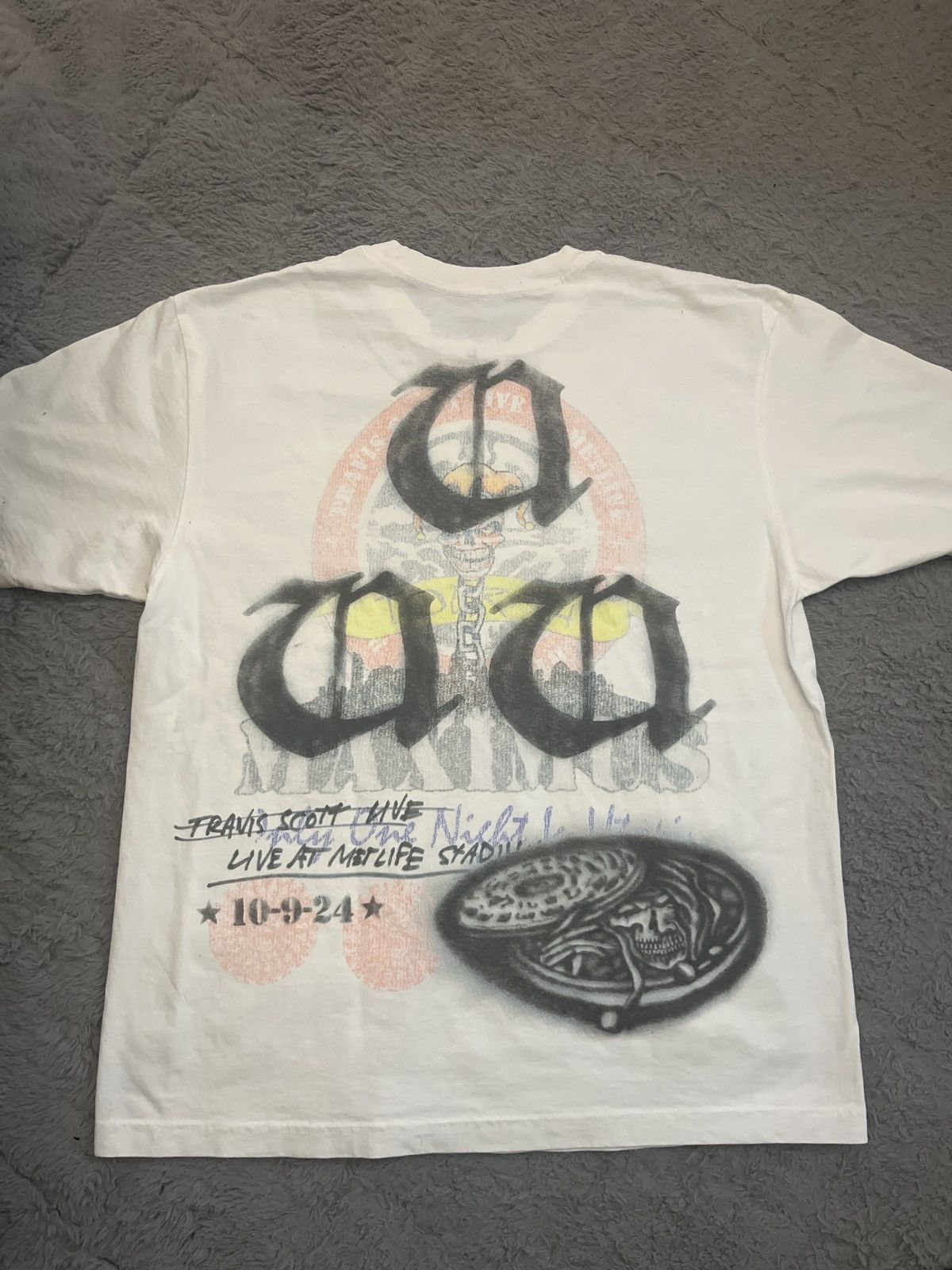 Travis Scott Utopia MetLife Tee Size US L / EU 52-54 / 3 - 2 Thumbnail