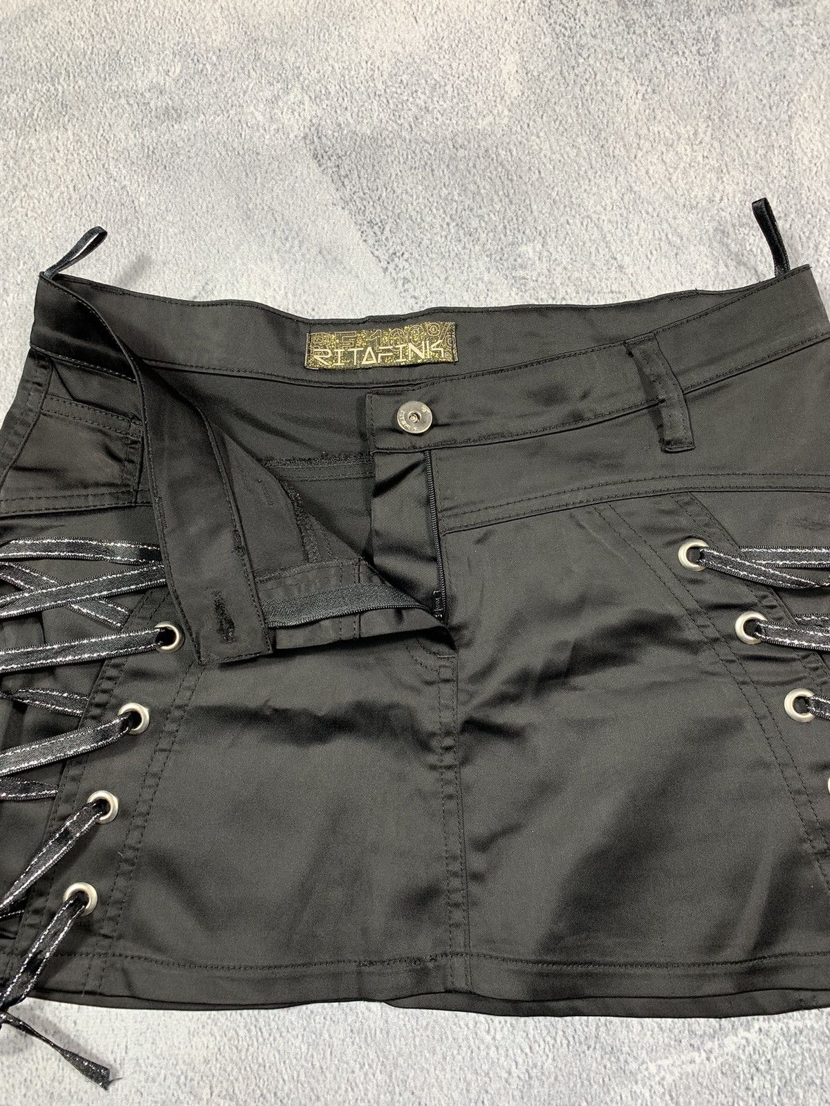 Vintage Vintage Y2K Avant Garde bondage mini skirt opium streetwear Size 30" / US 8 / IT 44 - 6 Thumbnail