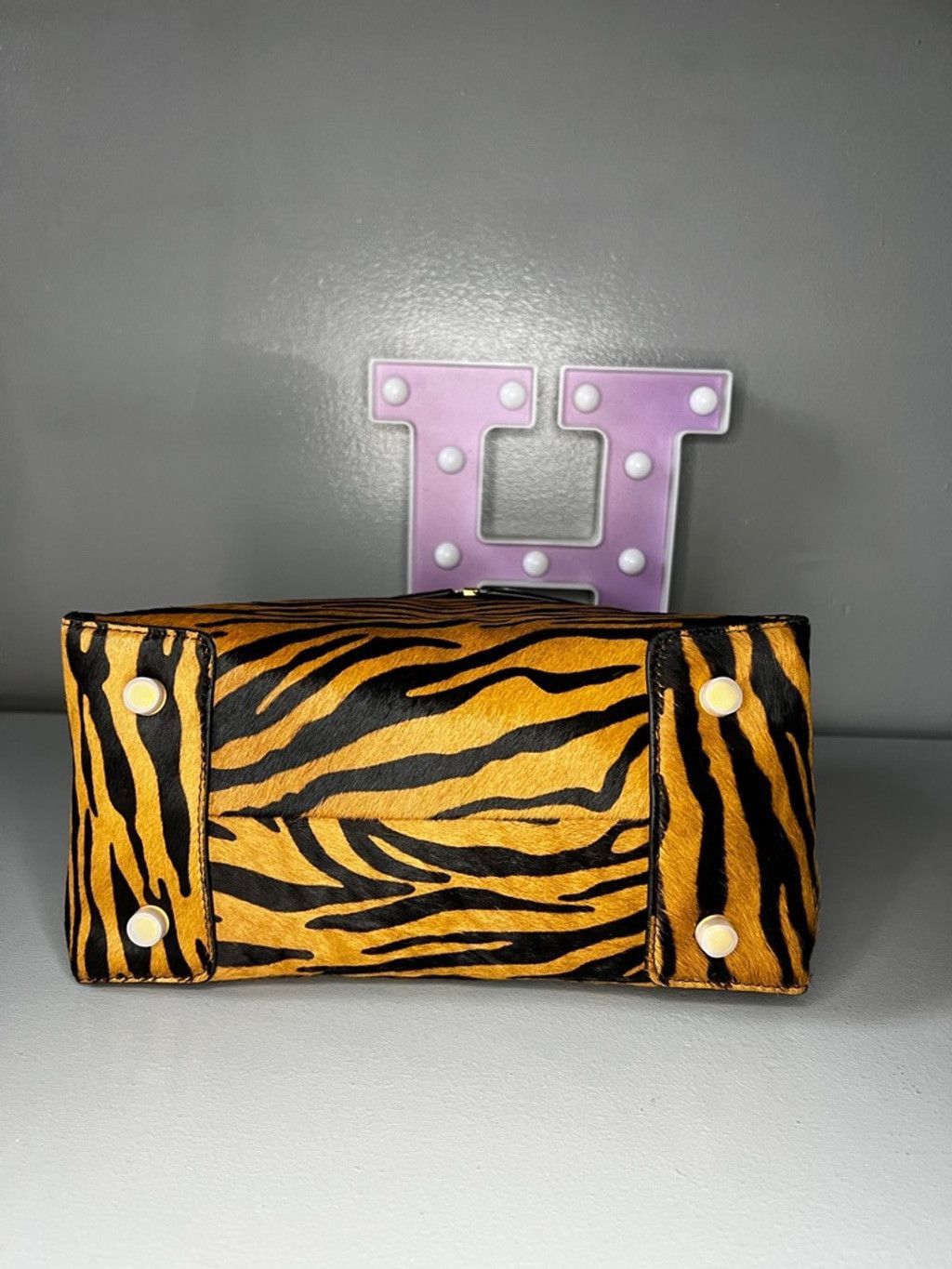 Brandon Blackwood Brandon Blackwood Soft Kuei Brown Zebra Size ONE SIZE - 2 Thumbnail