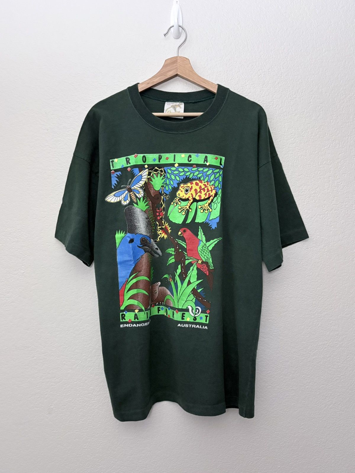 Vintage 90’s Rainforest Australia Endangered Wildlife Vintage Tee Size US XXL / EU 58 / 5 - 1 Thumbnail