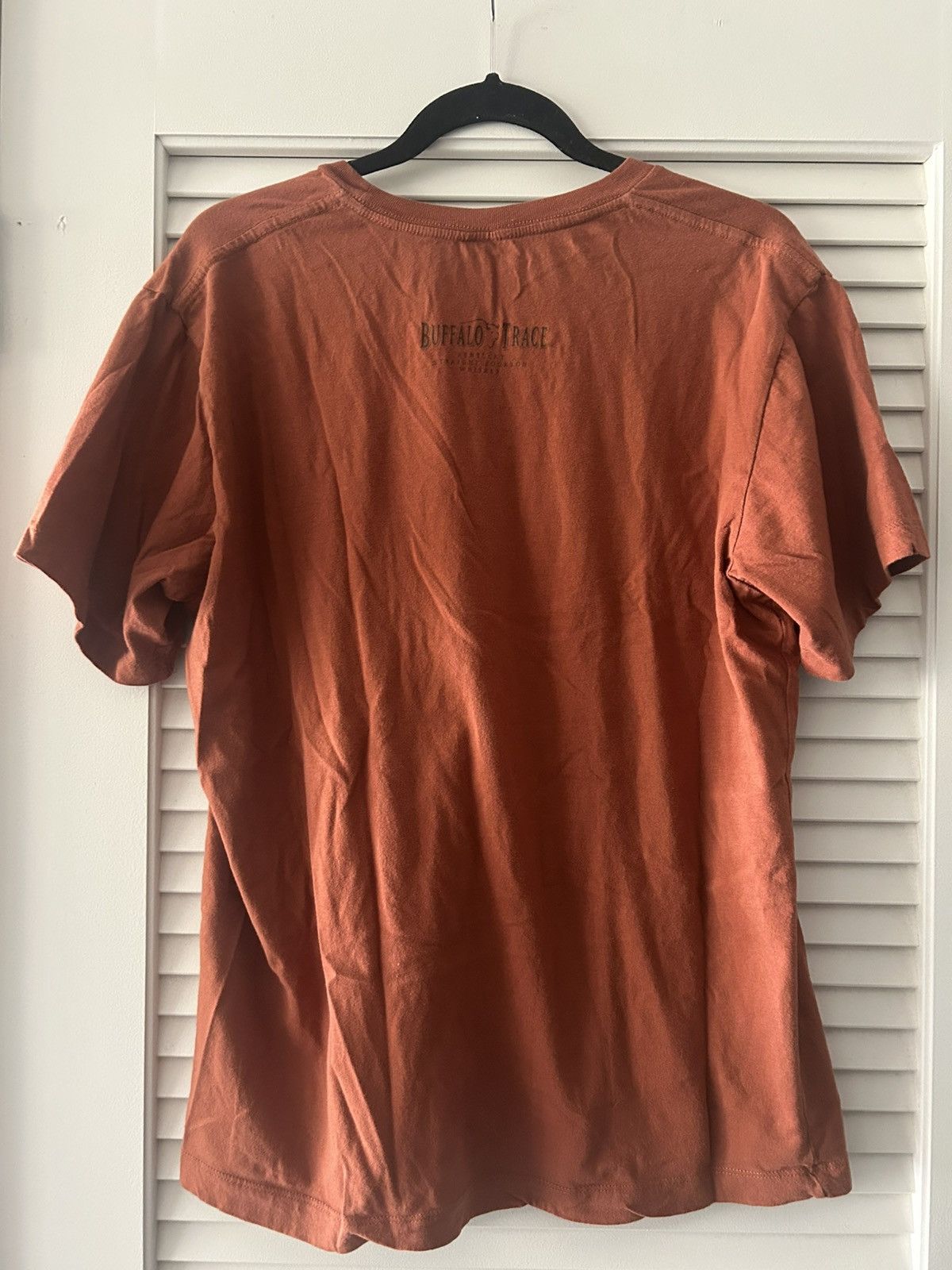 Vintage Buffalo trace bourbon party animal tee Size US M / EU 48-50 / 2 - 4 Thumbnail