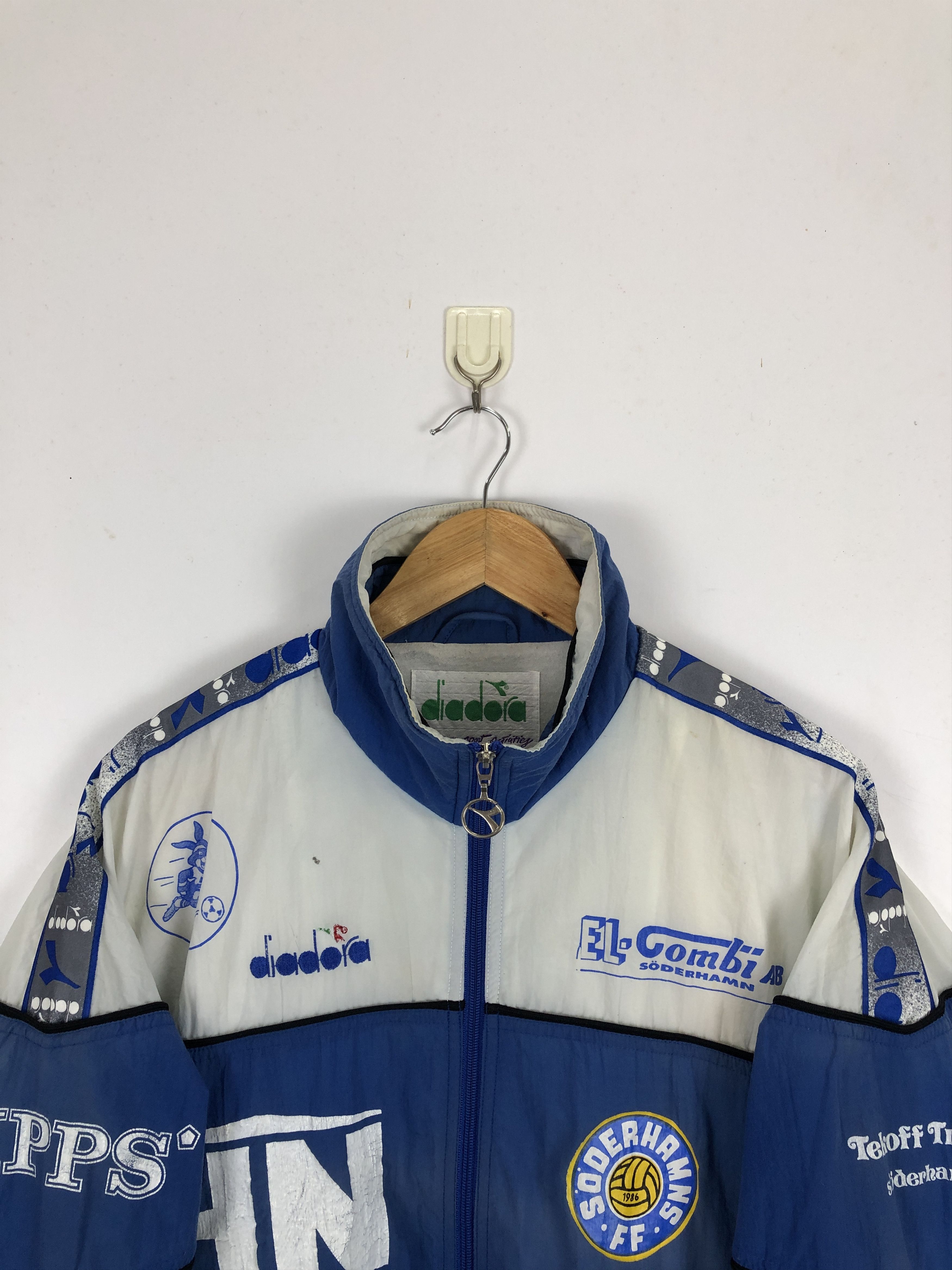 Diadora Vintage 90s Diadora Windbreaker Zipper Light Jacket J1689 Size US XL / EU 56 / 4 - 2 Thumbnail