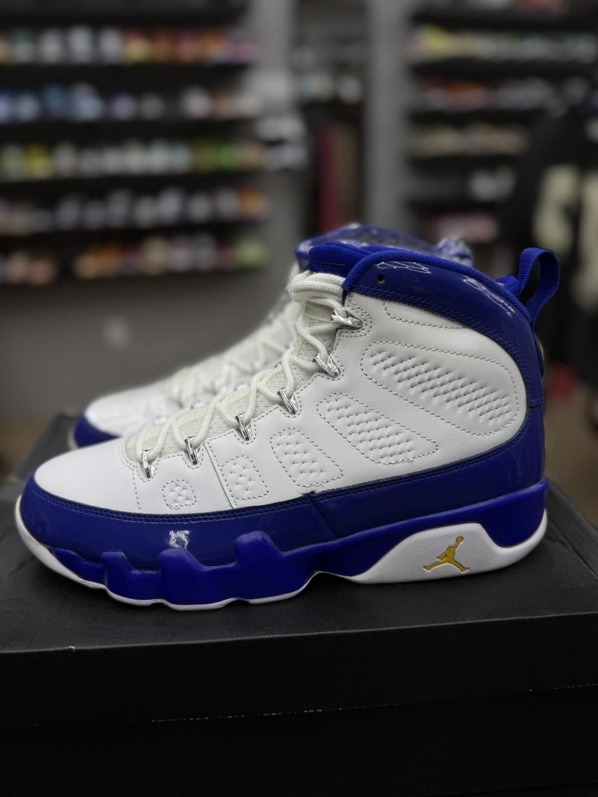 Jordan Brand Nike Air Jordan Retro 9 “Kobe Bryant PE Lakers” Size 10 Men Size US 10 / EU 43 - 1 Thumbnail