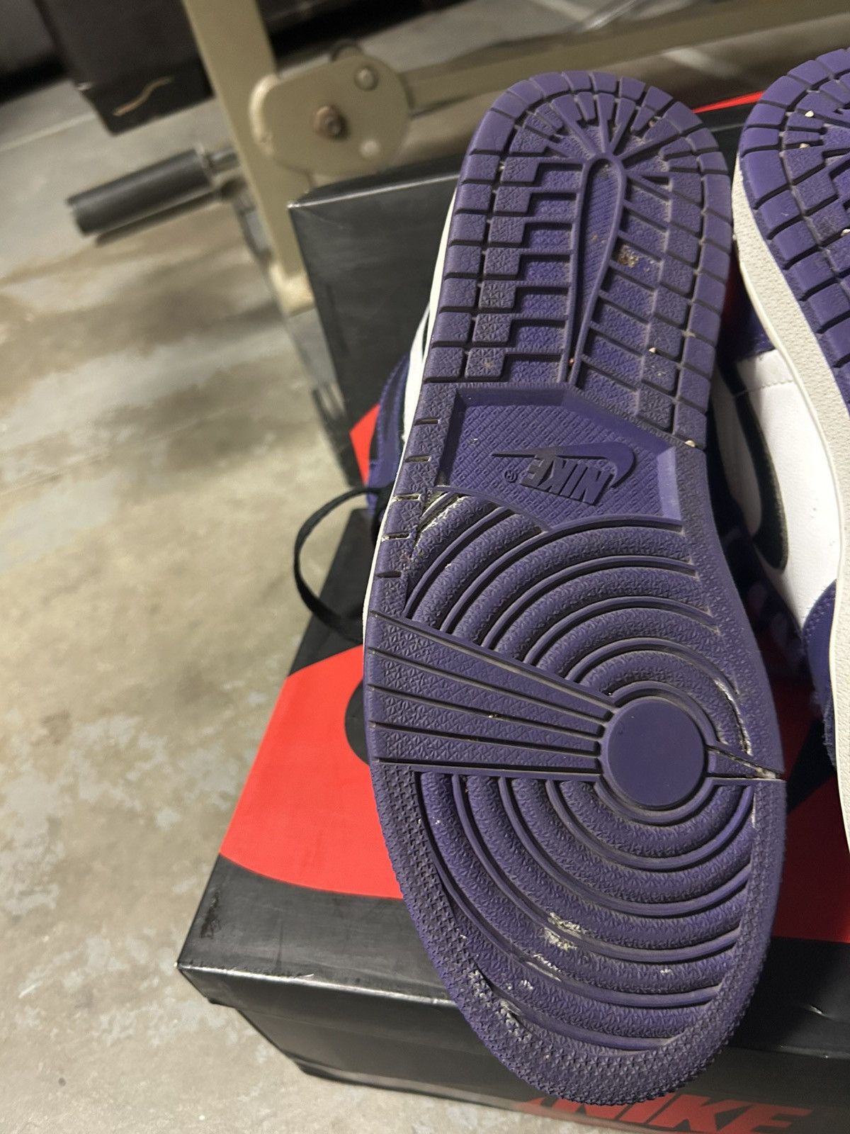 Jordan Brand × Nike Jordan 1 High Retro Court Purple Size US 9 / EU 42 - 5 Thumbnail
