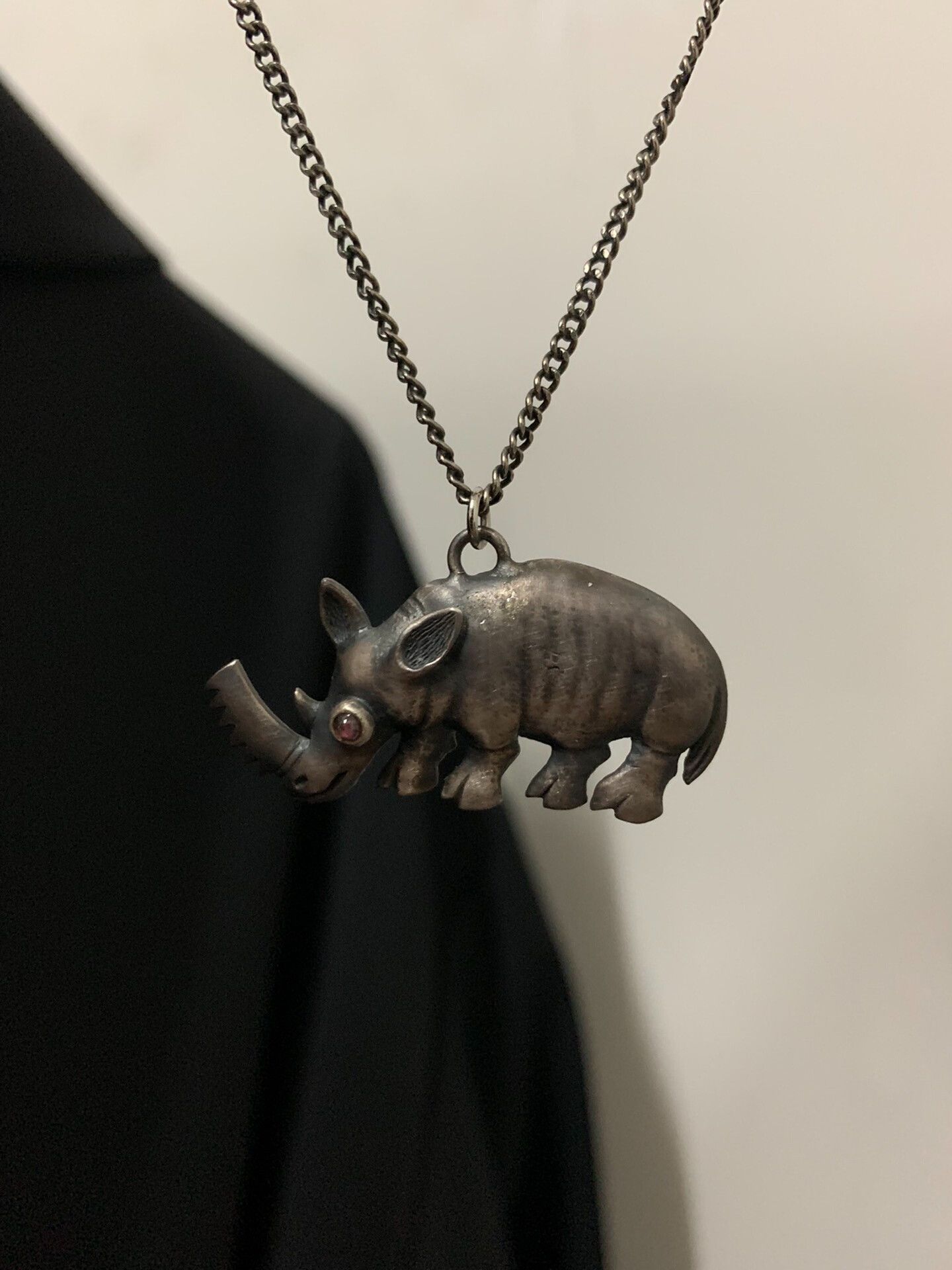 Marni Marni Rhinoceros Necklace Pendant with Jagged Edge Size ONE SIZE - 1 Thumbnail