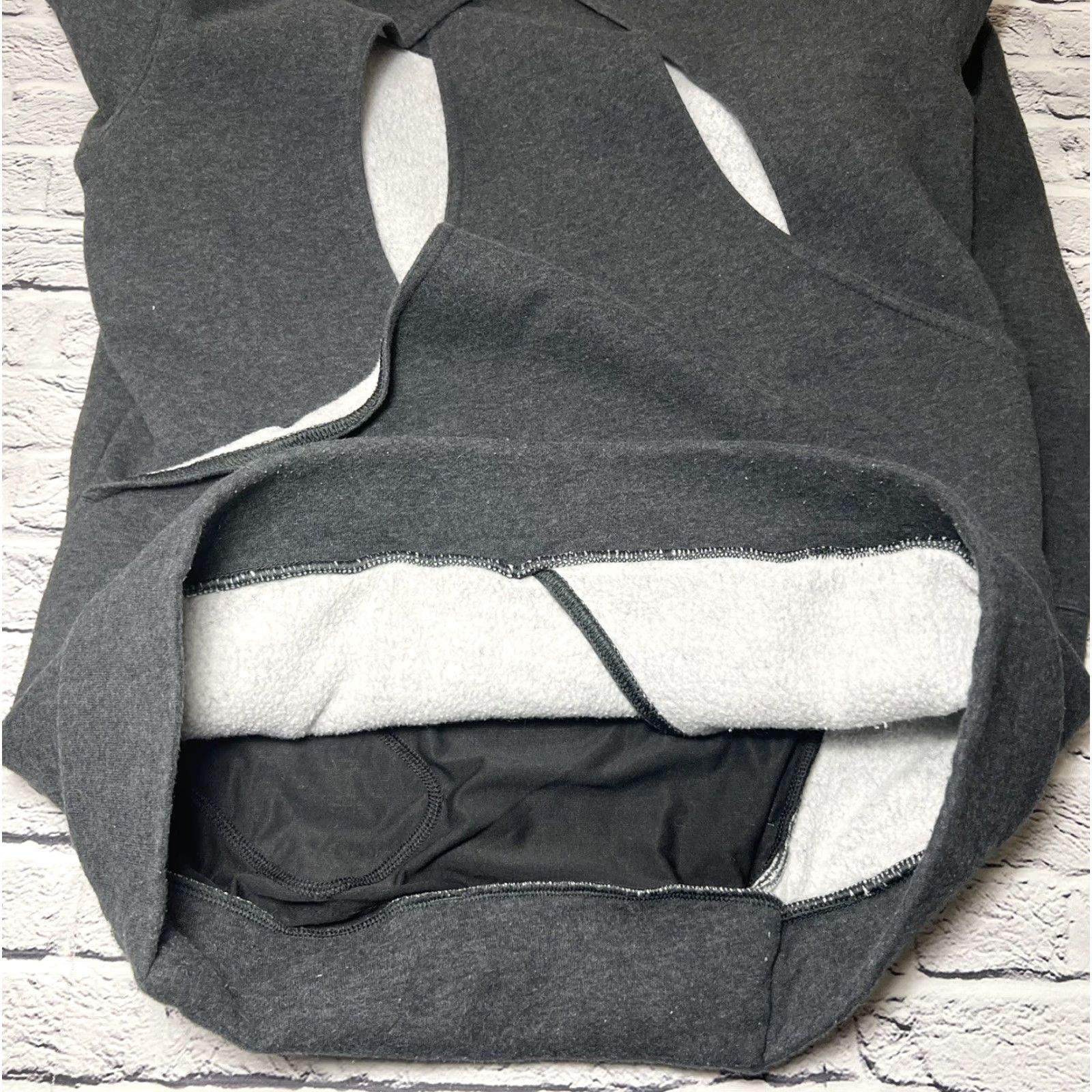Lululemon Lululemon Sweatshirt Go Endeavor Splitback Women's 8 Gray Pockets Zip Fleece Inner Athletic Pullover Crew Neck Activewear Womens Size M / US 6-8 / IT 42-44 - 5 Thumbnail