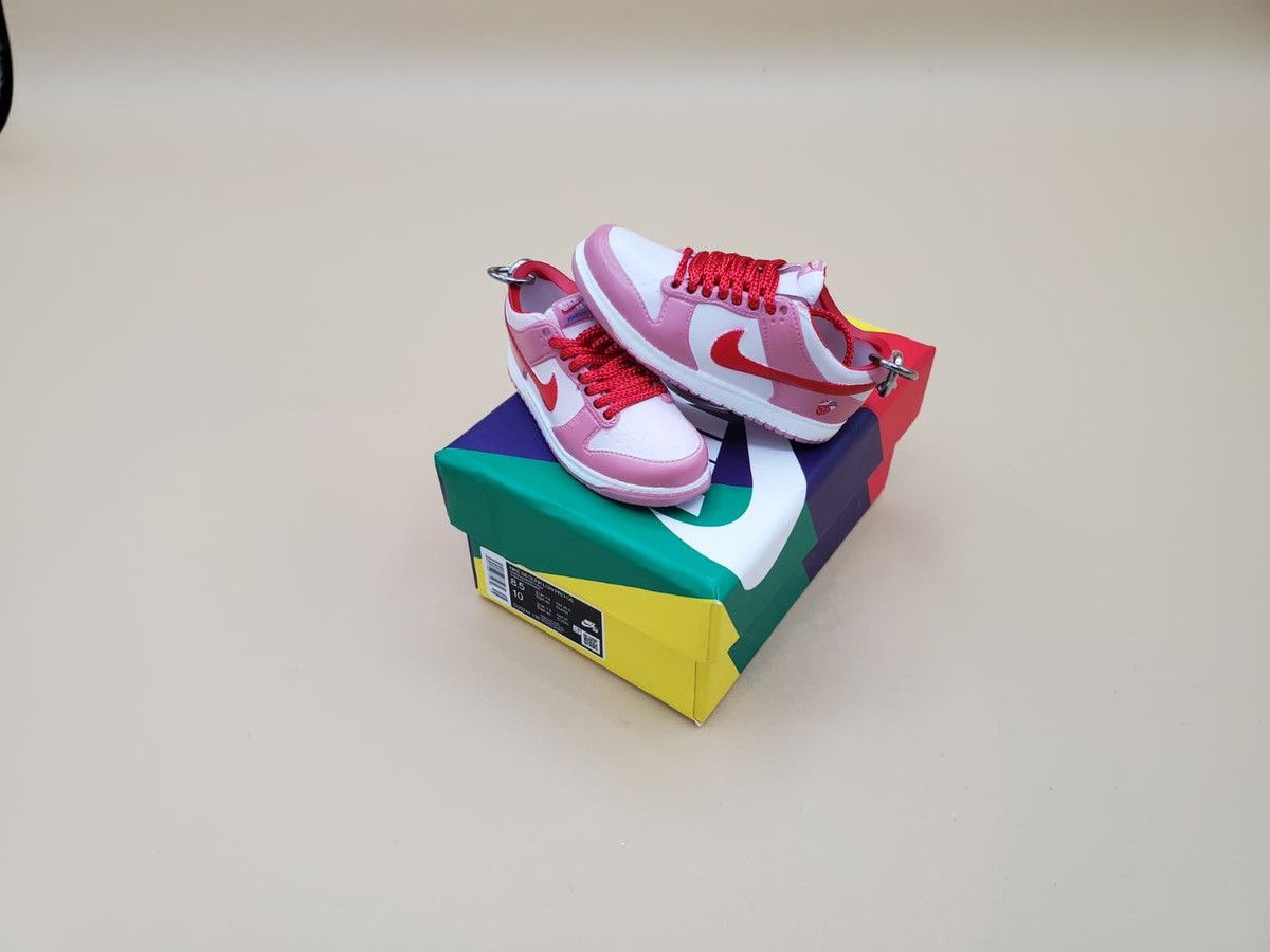 Nike Nike SB Dunk Low Strange Love Keychain Set Size ONE SIZE - 3 Thumbnail