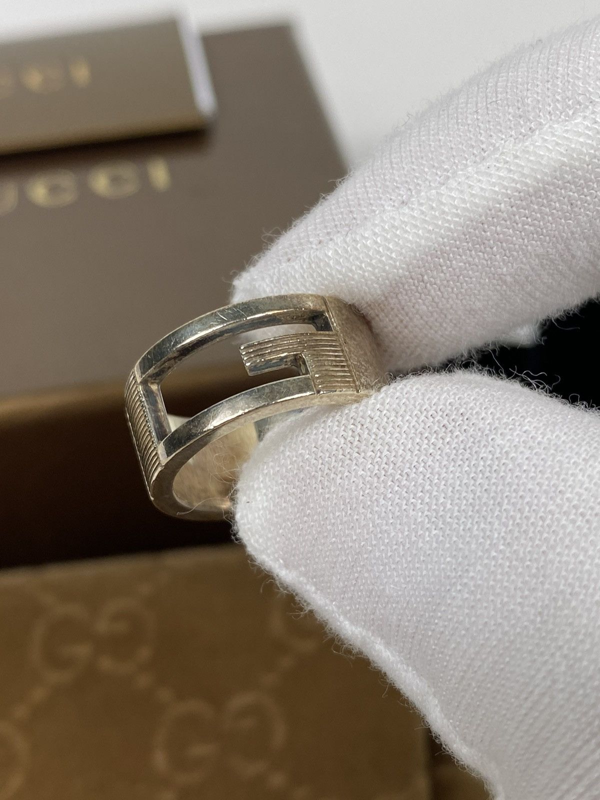 Gucci Gucci .925 Silver G Ring size IT 7 Size ONE SIZE - 6 Thumbnail