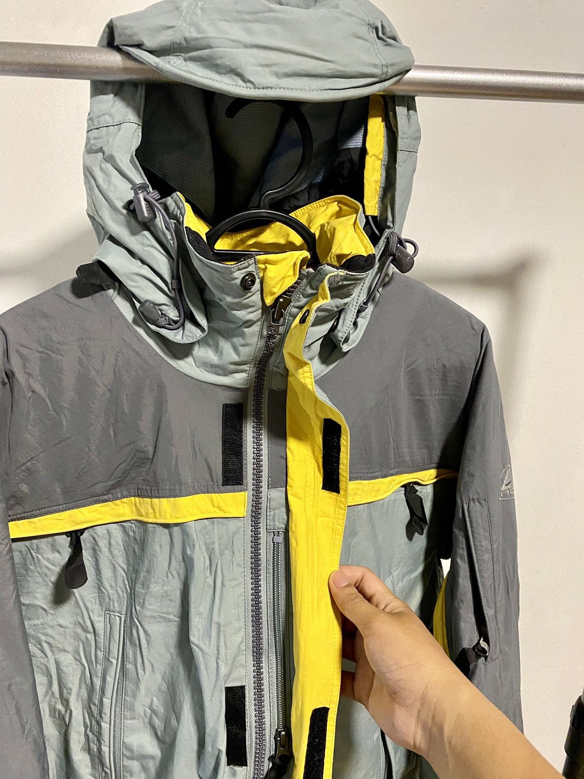 Vintage Nike ACG STORM FIT Waterproof Jacket