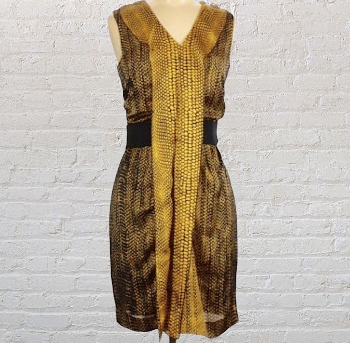 Kenneth Cole KENNETH COLE BLACK GOLD SNAKE PRINT FRONT BELTED DRESS Size M / US 6-8 / IT 42-44 - 1 Thumbnail