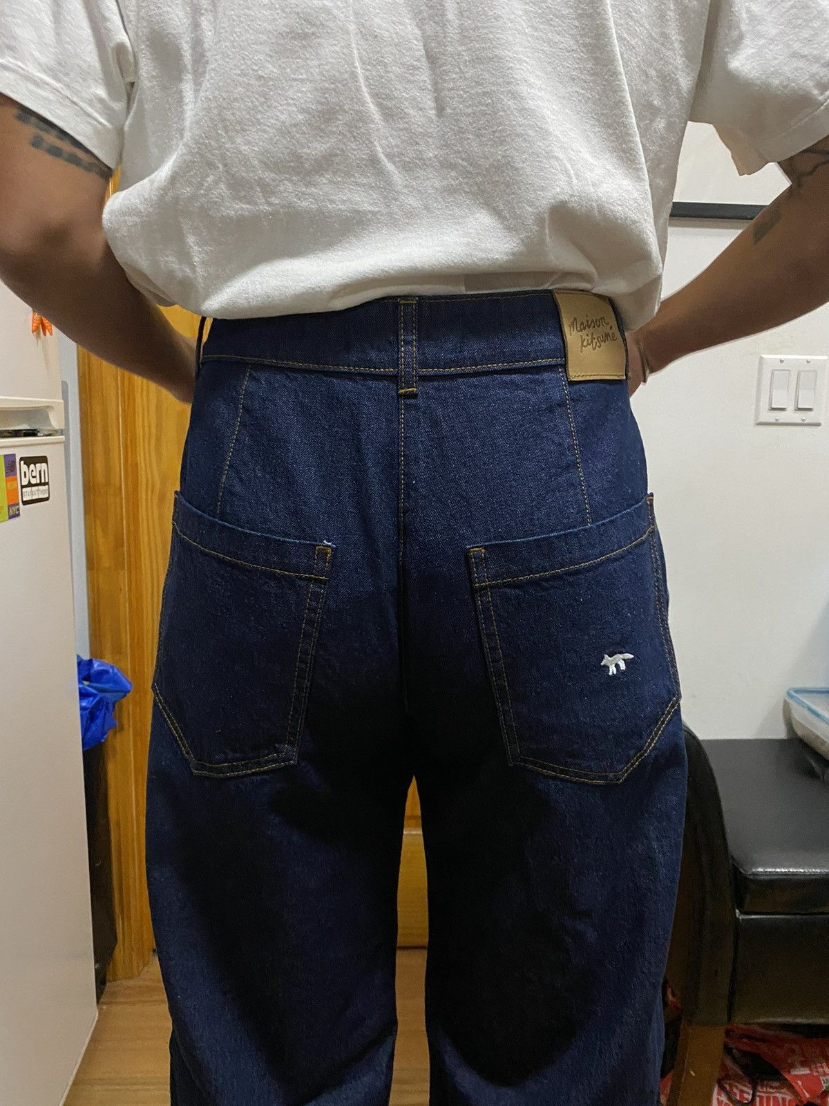 Maison Kitsune Maison Kitsuné Women STRAIGHT DENIM JEANS Size 29" - 4 Thumbnail