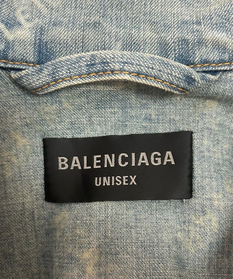 Balenciaga Balenciaga The new barrage is full of wash jeans coats. Size US S / EU 44-46 / 1 - 4 Thumbnail