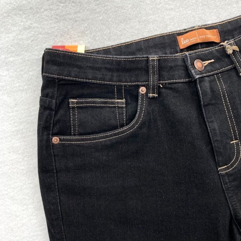 Lee Lee One True Fit Jeans Women's 11/12P Petite Bootcut Stretch Dark Wash Blue denim jean Size 32" / US 10 / IT 46 - 3 Thumbnail