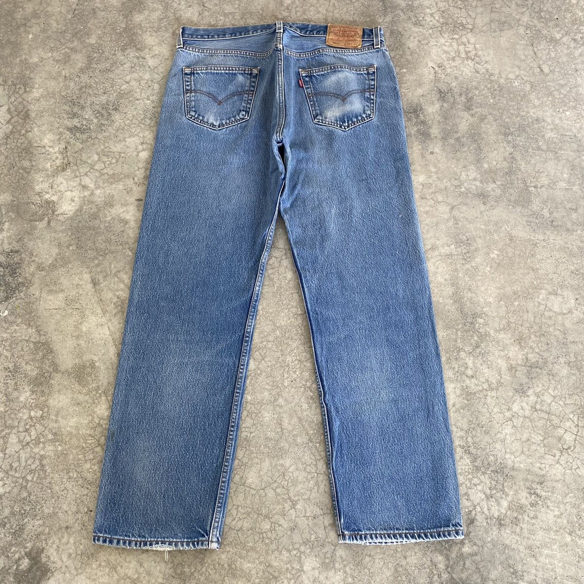 Levi's Size 36x30 VTG Late 90’s Levis 501 Stonewashed Blue Jeans Size US 36 / EU 52 - 17 Thumbnail