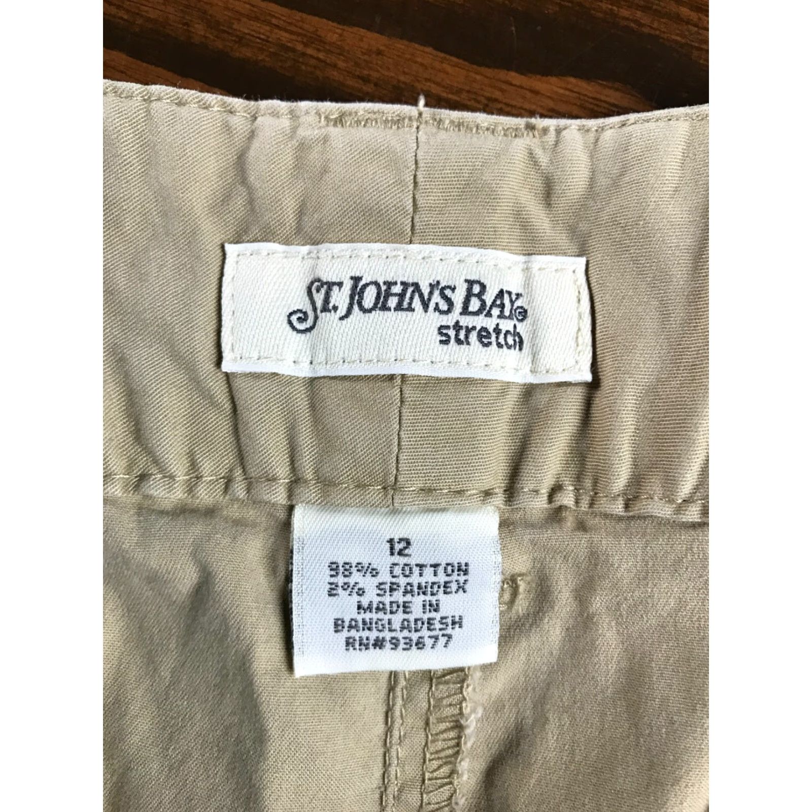 Vintage St. John's Bay Shorts Women's Size 12 Tan/Khaki Stretch Pockets Flat Front Size US 12 / IT 42 - 7 Thumbnail