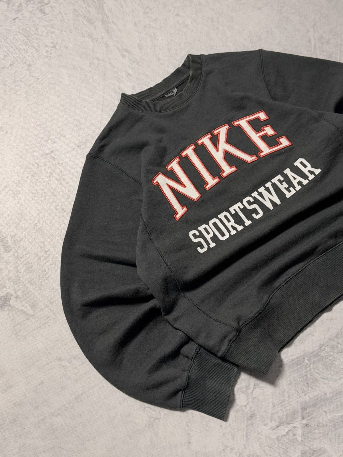 Nike × Vintage 00s Nike Vintage Big Logo Oversize Sweatshirt Crewneck Y2K Size US M / EU 48-50 / 2 - 3 Thumbnail
