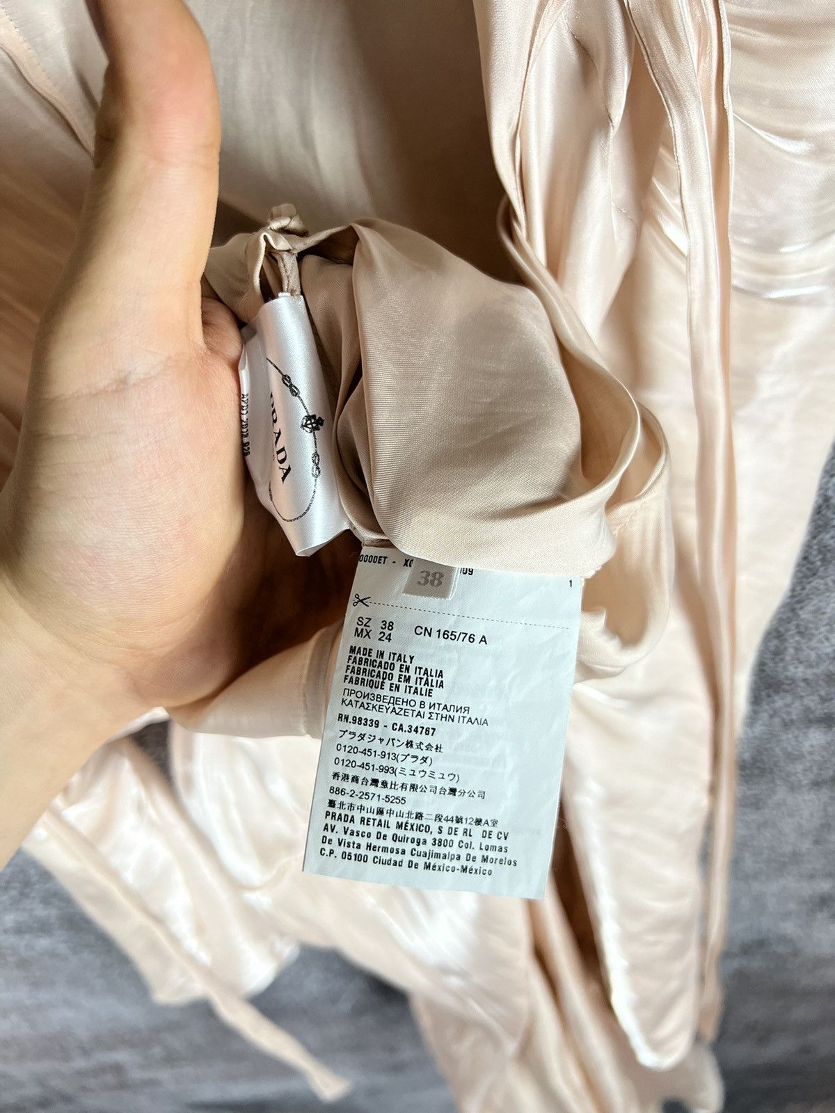 Designer × Prada Prada Milano Maxi Pearl Dress never worn 38 Made in Italy Size M / US 6-8 / IT 42-44 - 22 Thumbnail