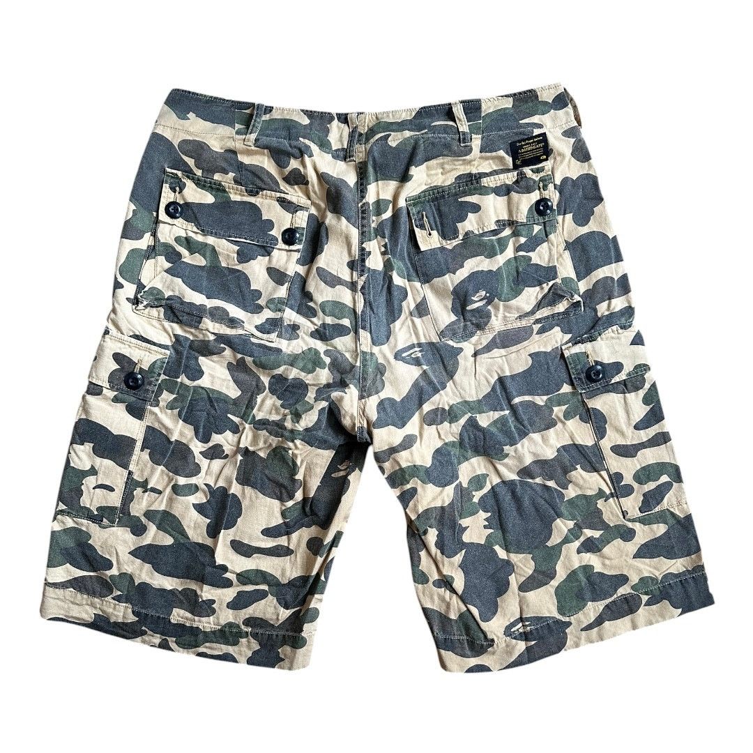 Bape XL 36 Waist Bape 1st Camo Cargo Shorts Size US 36 / EU 52 - 2 Thumbnail