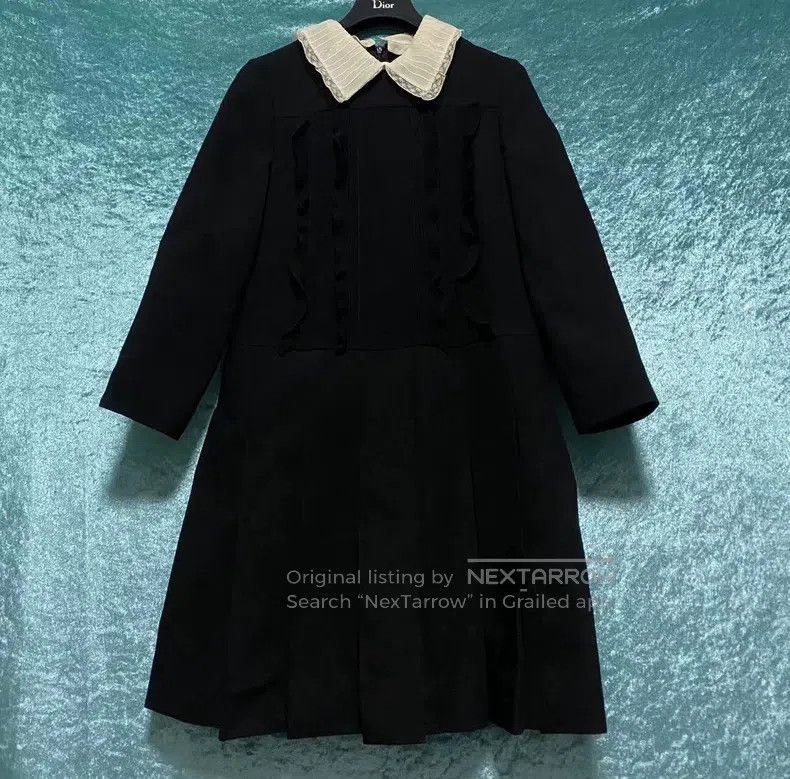 Valentino Valentino The main line of the dress Size XS / US 0-2 / IT 36-38 - 1 Thumbnail