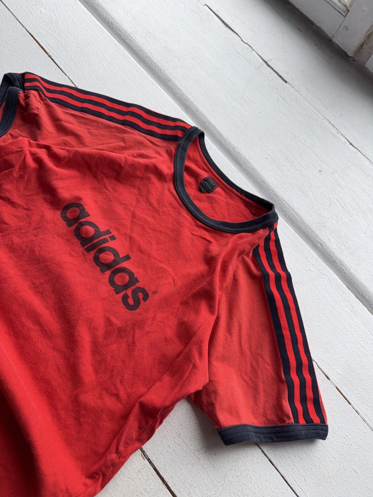 Adidas Vintage 00s Retro Adidas Original Red Faded T shirt Y2K Size US M / EU 48-50 / 2 - 4 Thumbnail