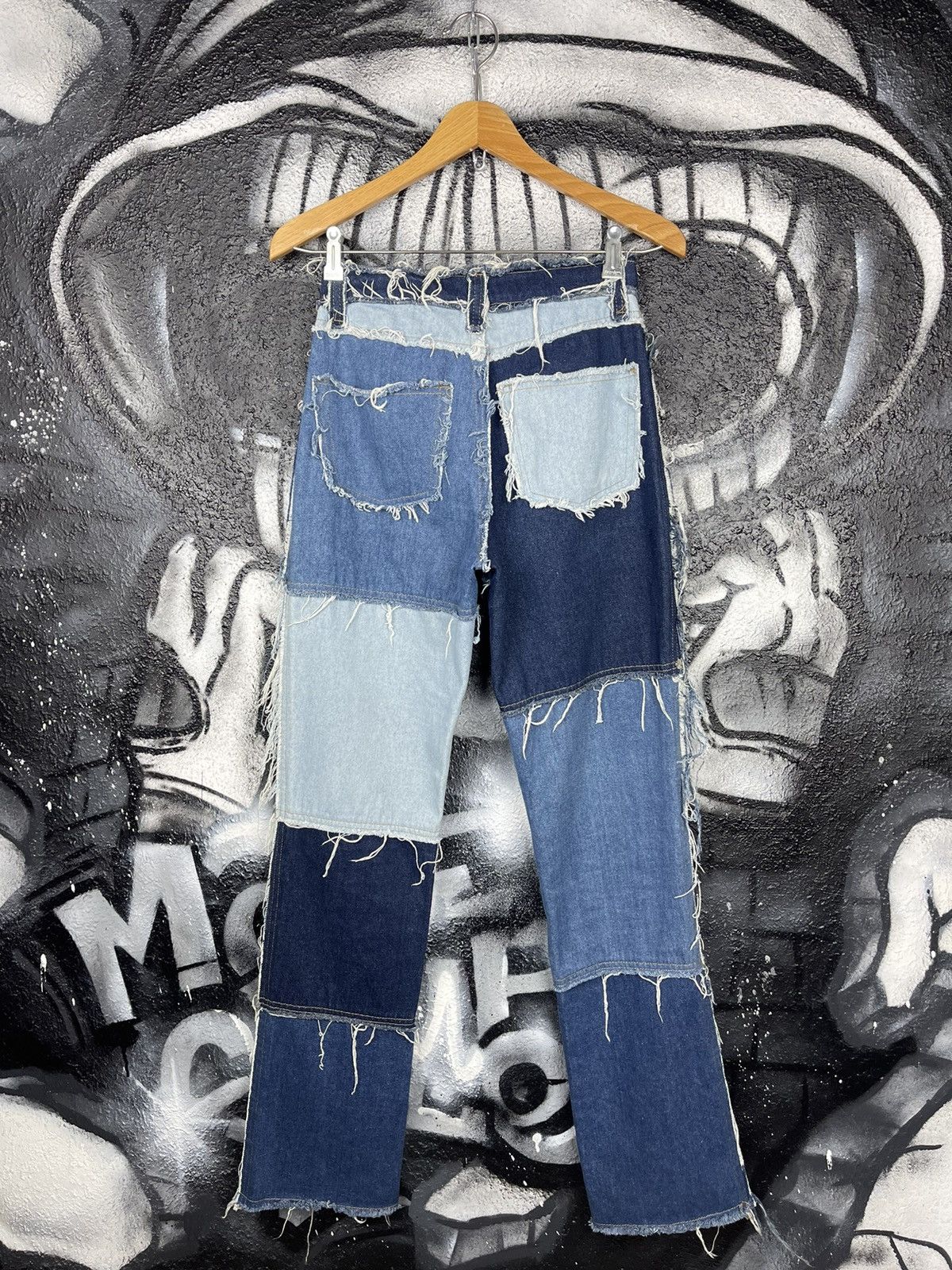Jaded London Jaded London Distressed Patchwork Denim Boyfriend Fit Jeans Size 24" / US 00 / IT 34 - 8 Thumbnail