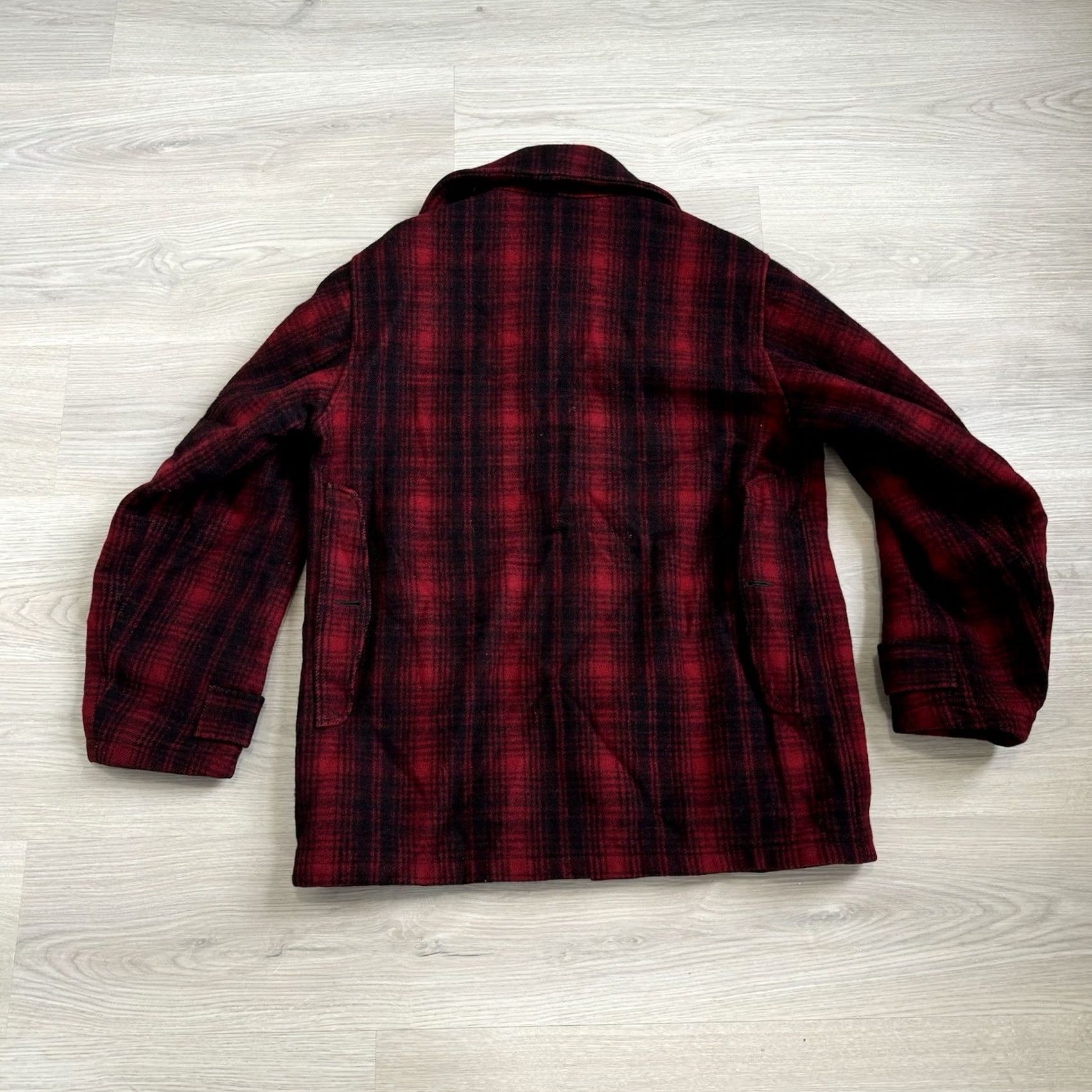 Vintage VINTAGE Woolrich Hunting Coat Jacket Wool Plaid Red 40s 50s Wool Outer Red Pit to Pit 22in Length 30.5in Men's Measurements Size US XXL / EU 58 / 5 - 6 Thumbnail