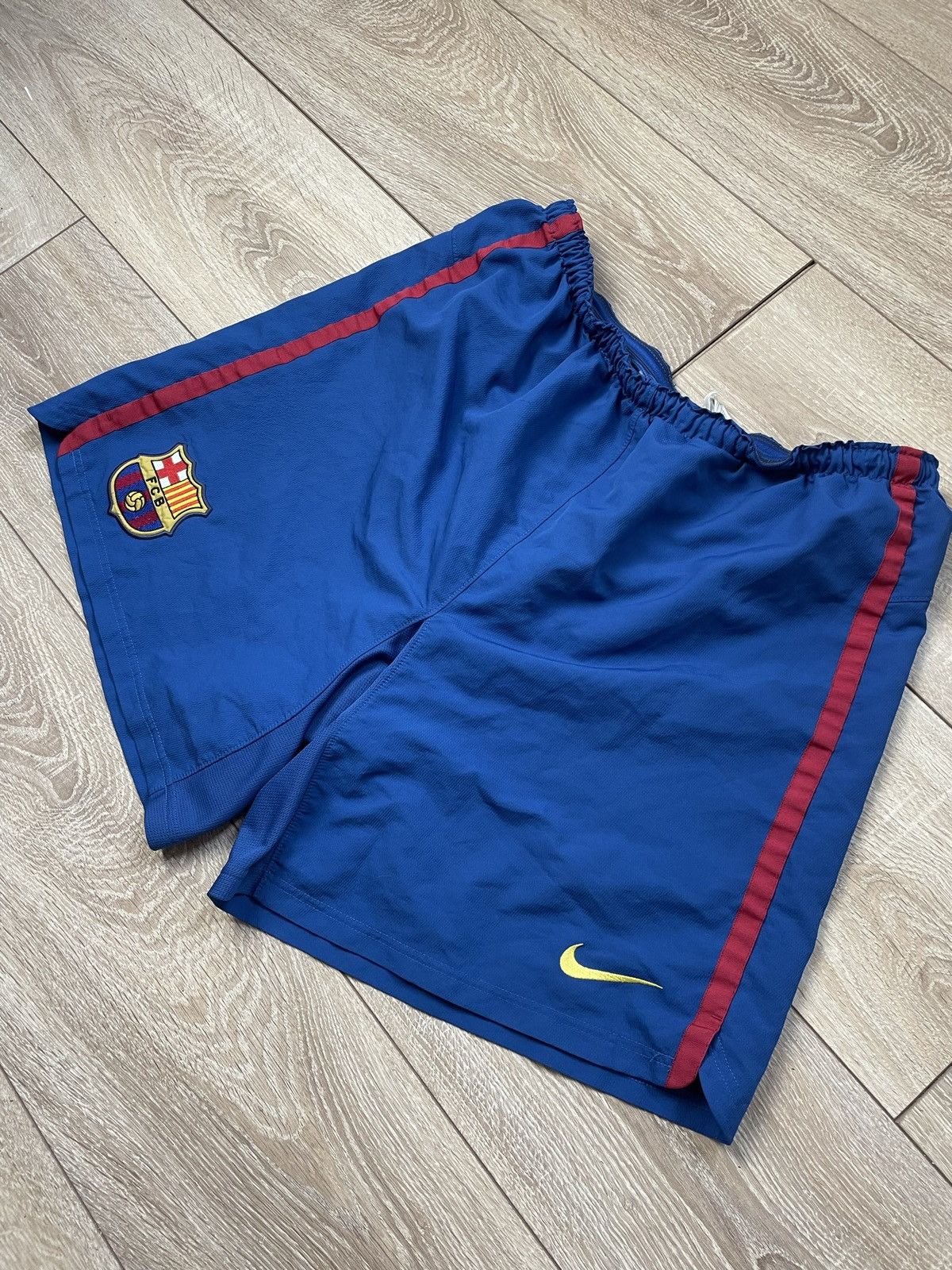 Nike Nike Barcelona 2008 2009 Home Shorts Vintage Soccer shorts Size US 36 / EU 52 - 2 Thumbnail