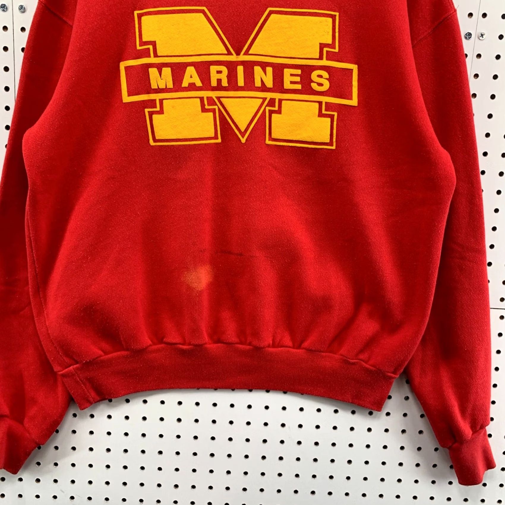 Vintage VINTAGE Majestic Marines Crewneck Sweatshirt Red Adult Large Pullover 25x28 Men Size US L / EU 52-54 / 3 - 6 Thumbnail