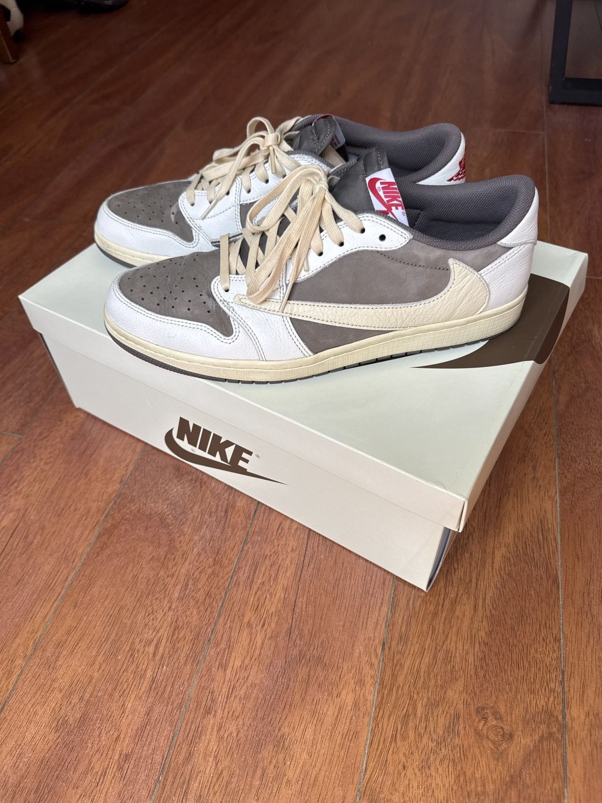 Nike Travis Scott x Air Jordan 1 Low “Reverse Mocha” Size US 13 / EU 46 - 1 Thumbnail