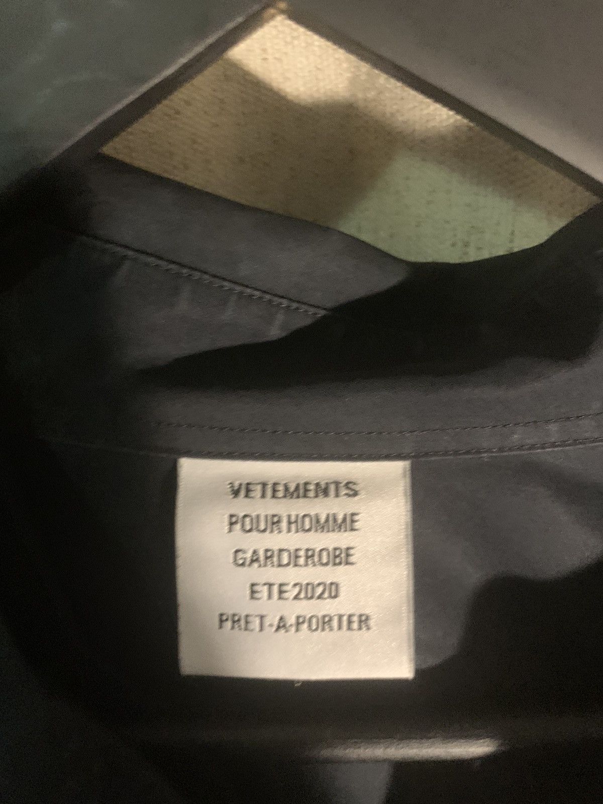 Vetements Vetements for rent police uniform button down ss20 Size US M / EU 48-50 / 2 - 3 Thumbnail