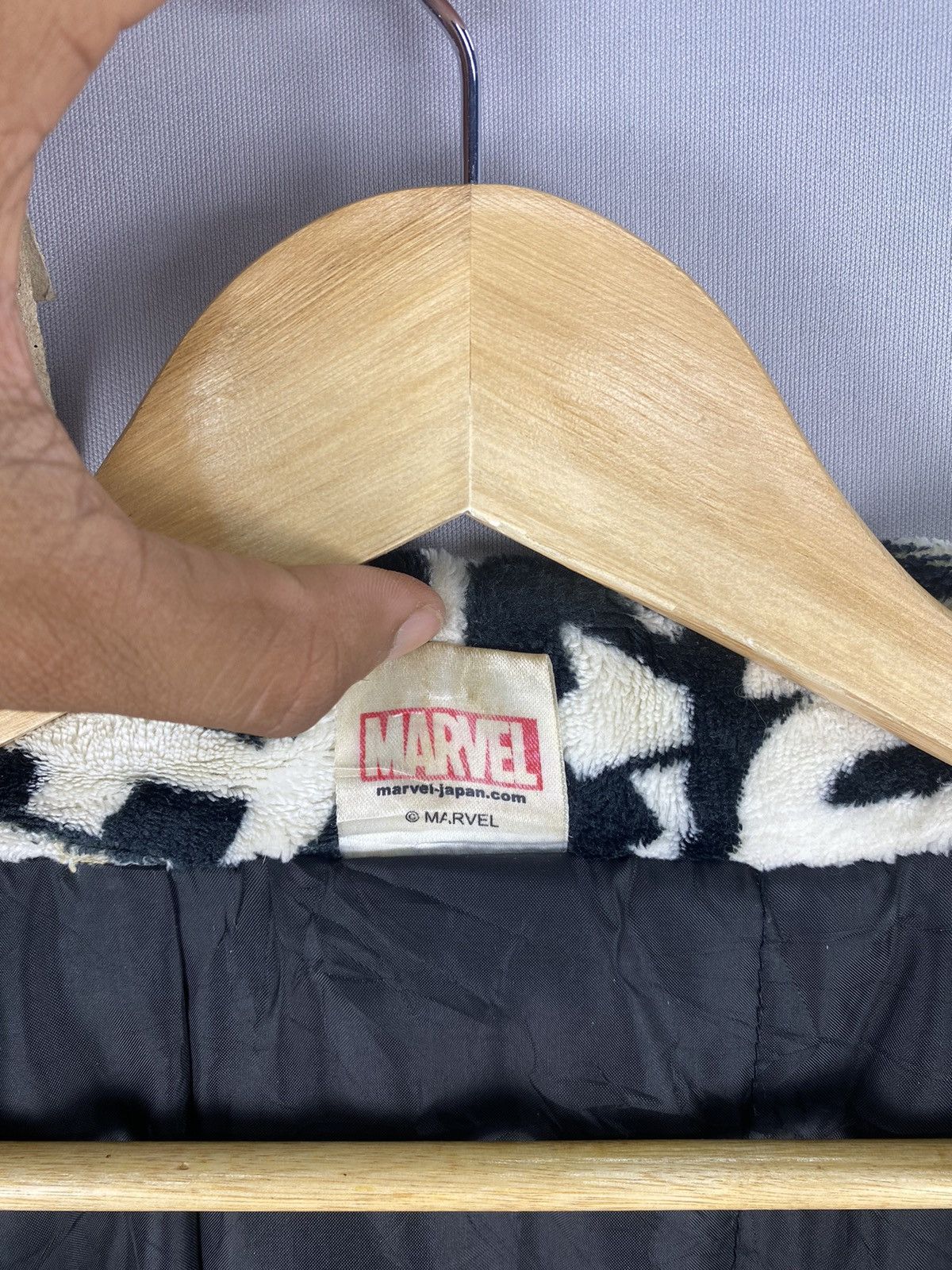 Japanese Brand Y2k Marvel Fullprint Fleece Kimono Jacket Size US L / EU 52-54 / 3 - 11 Thumbnail